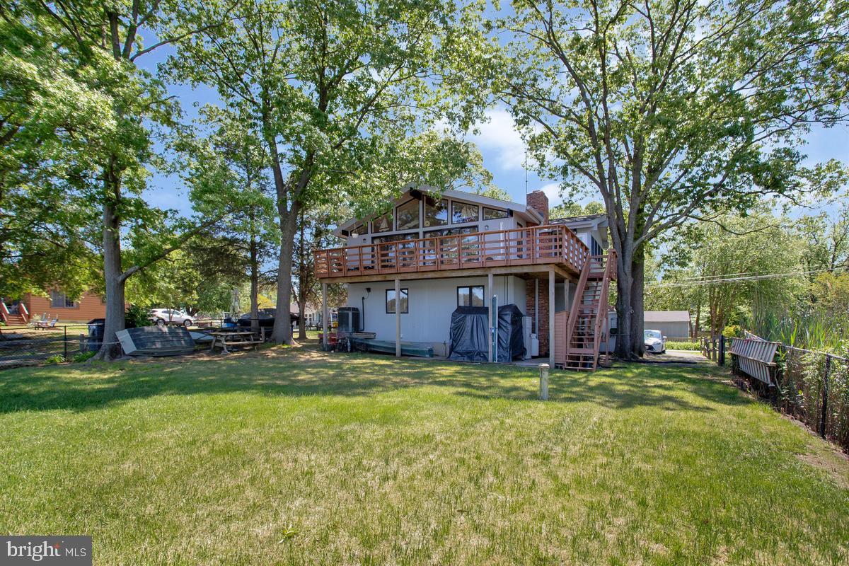 DEALE BEACH - Residential