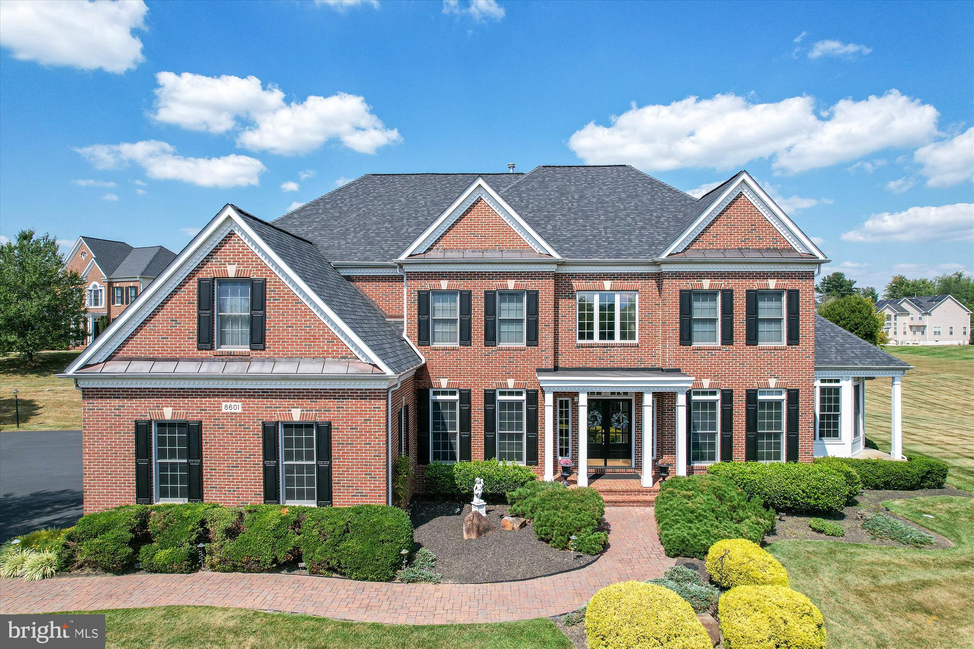 GREENHILLS FARM - Residential