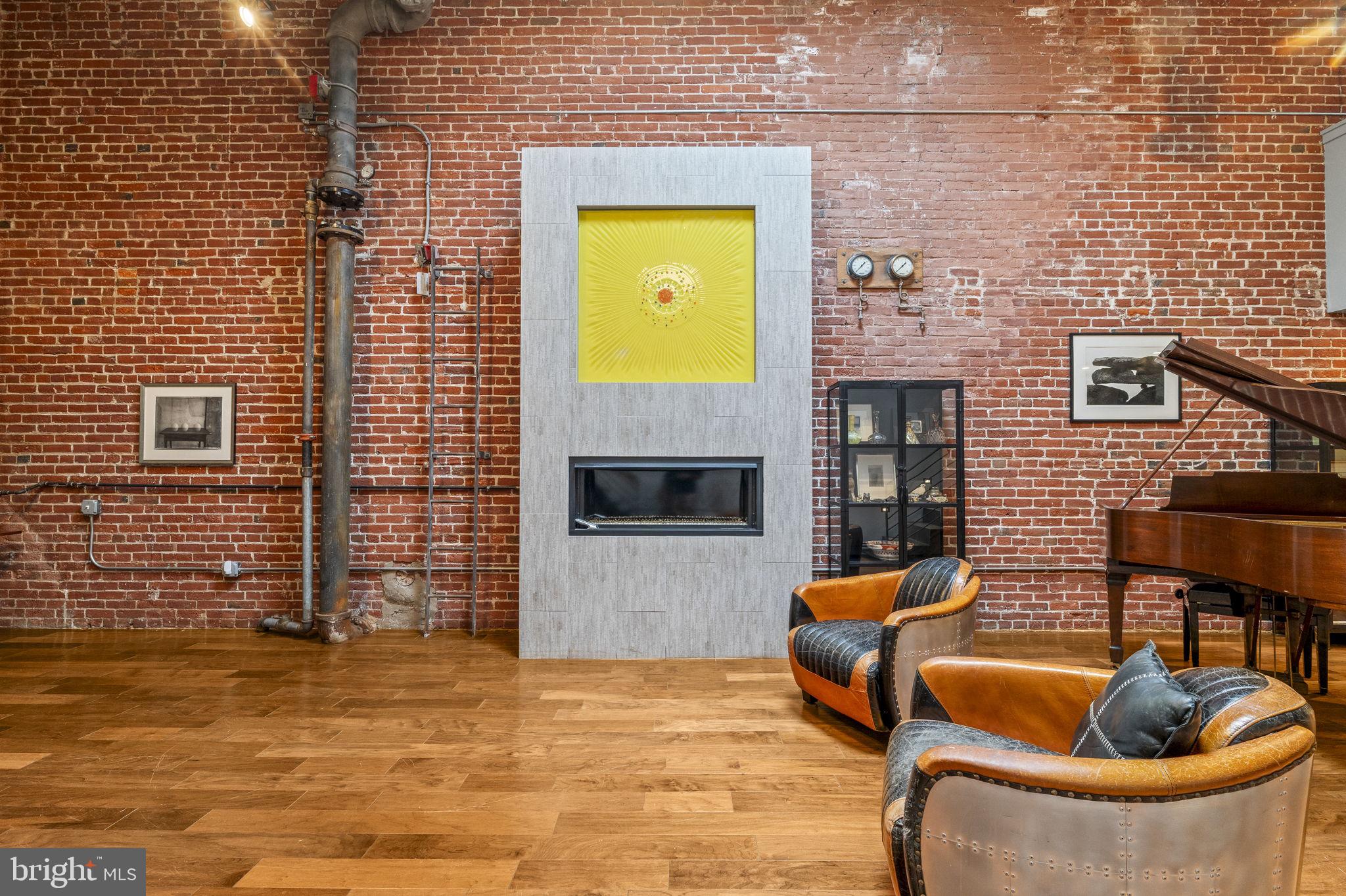 CALLOWHILL - Residential