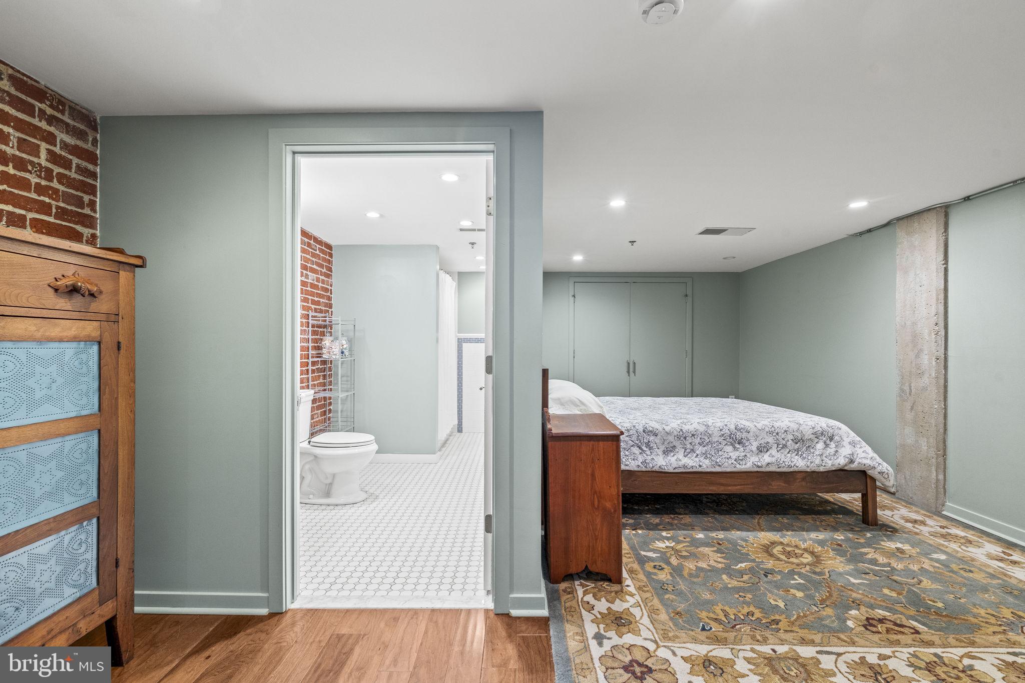 CALLOWHILL - Residential