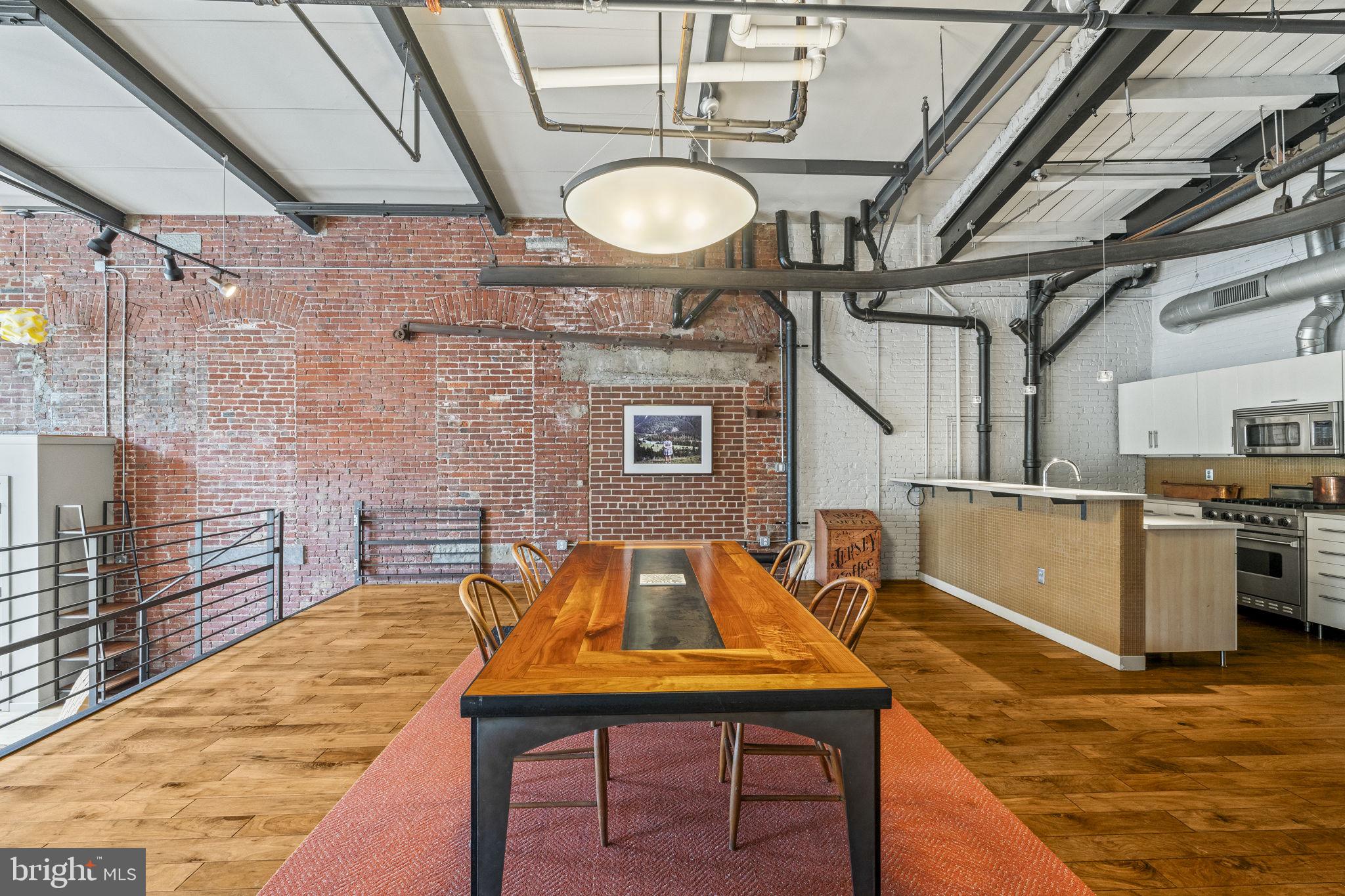CALLOWHILL - Residential