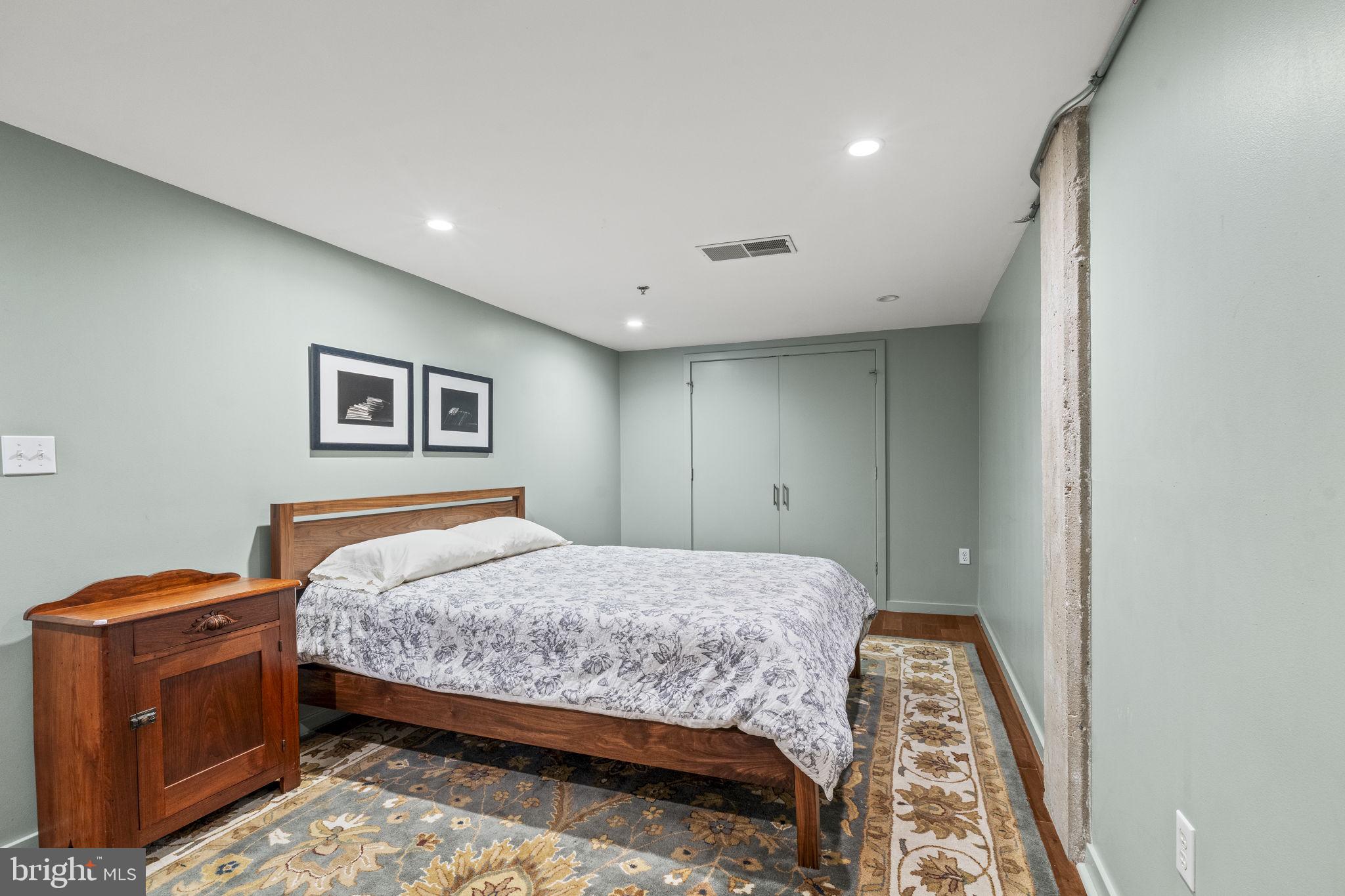 CALLOWHILL - Residential
