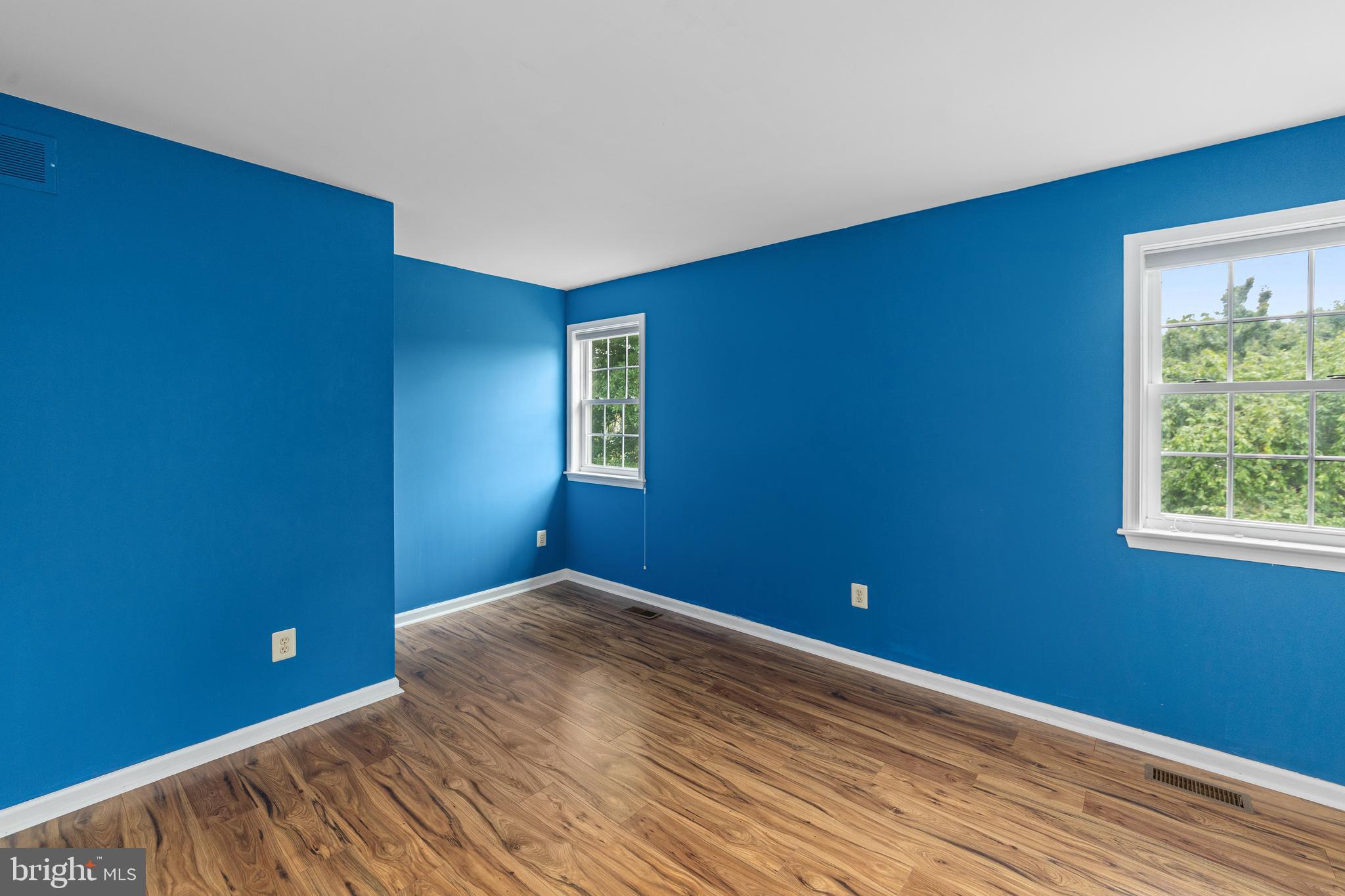 VALLEY RUN - Residential