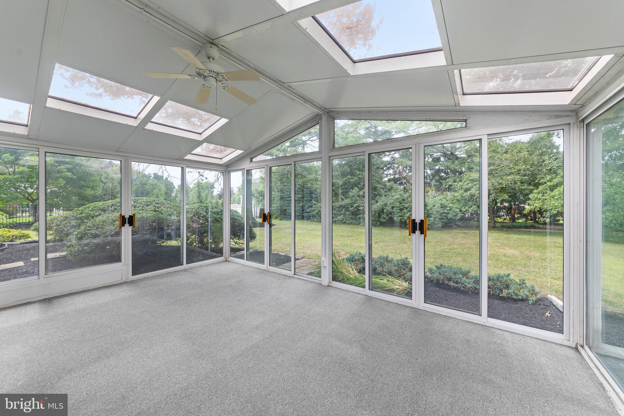 VALLEY RUN - Residential