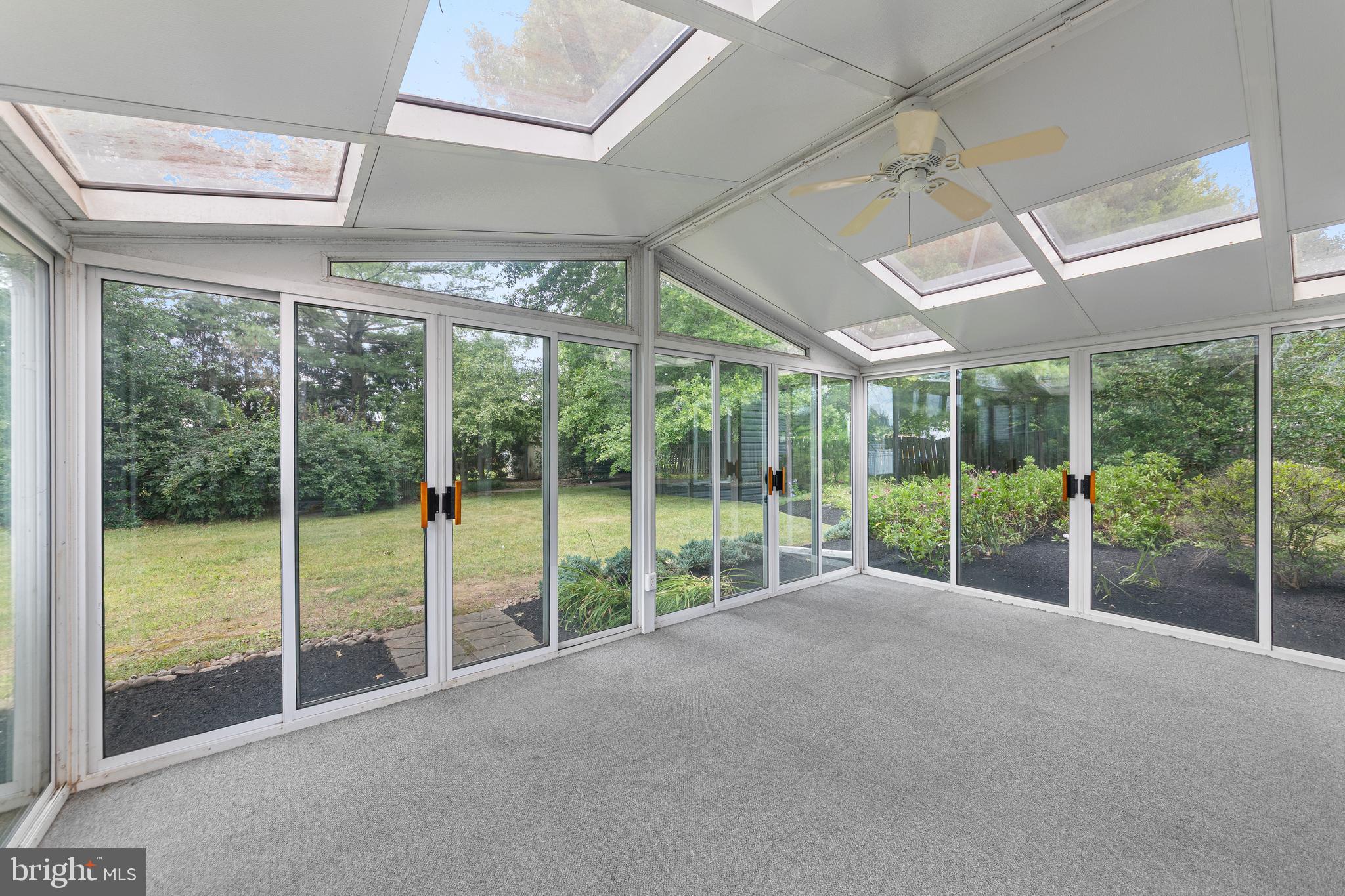 VALLEY RUN - Residential