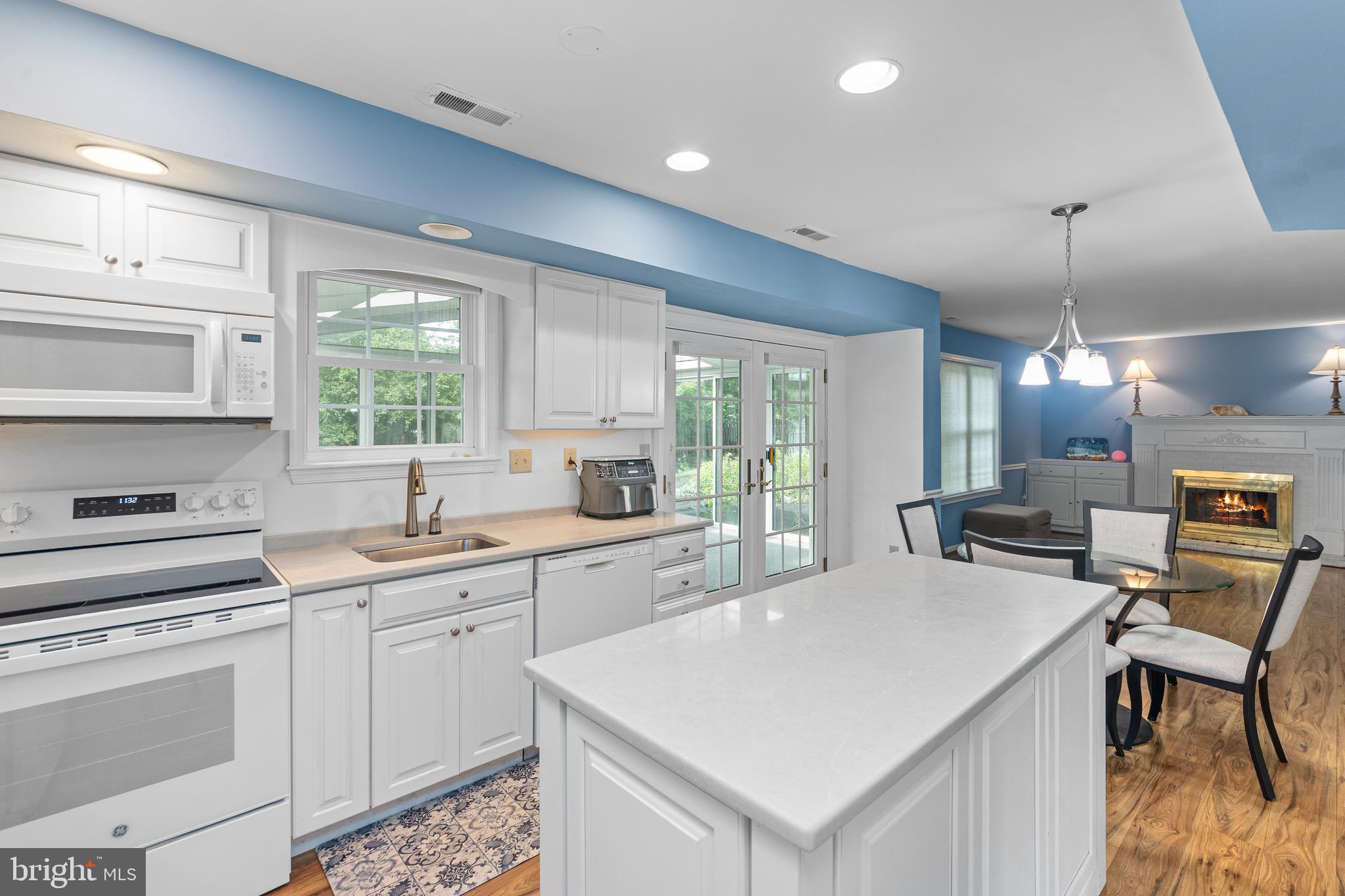 VALLEY RUN - Residential