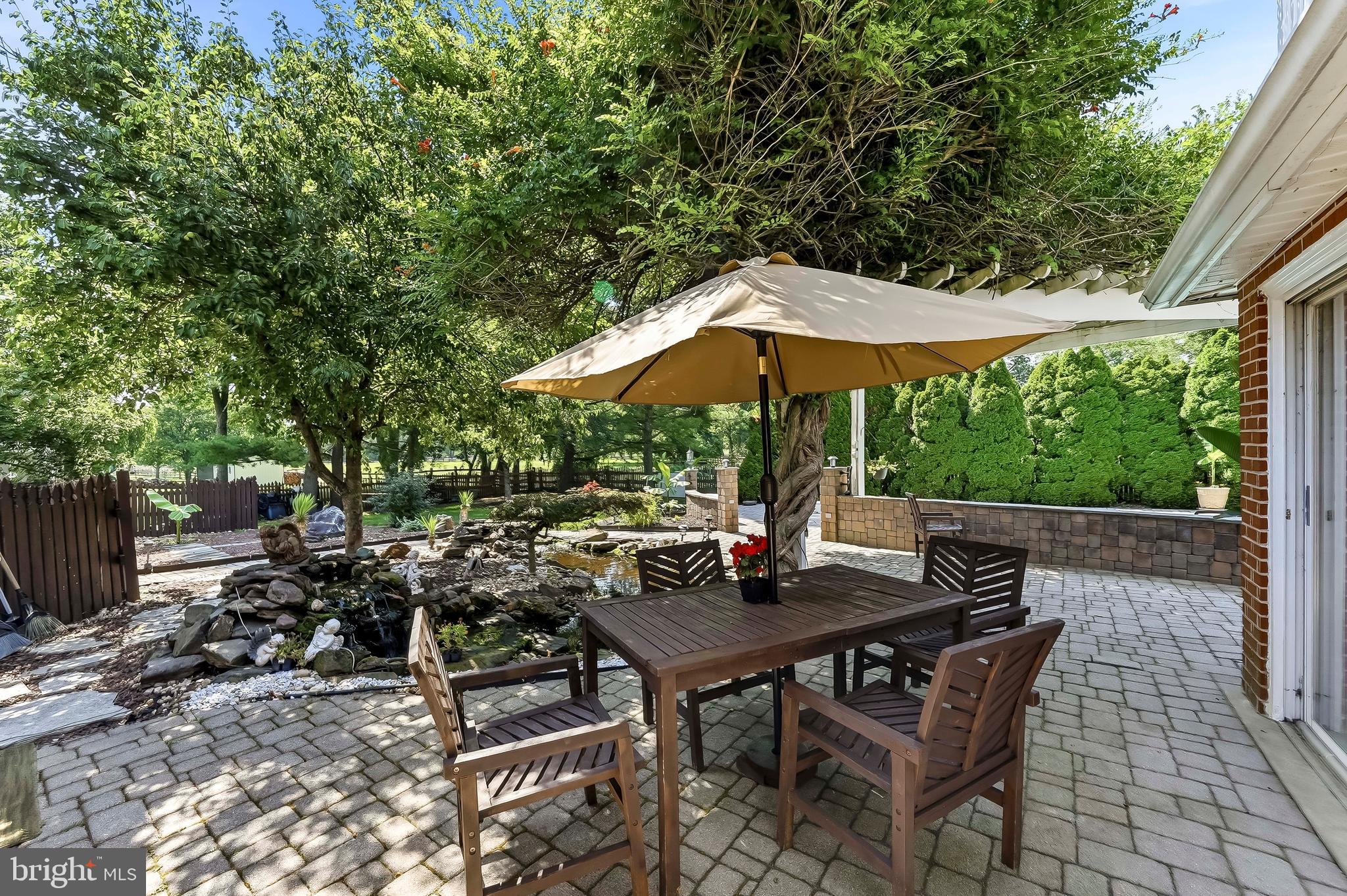 CARAVEL FARMS - Residential