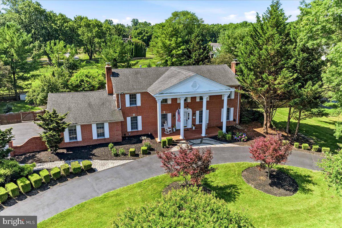CARAVEL FARMS - Residential
