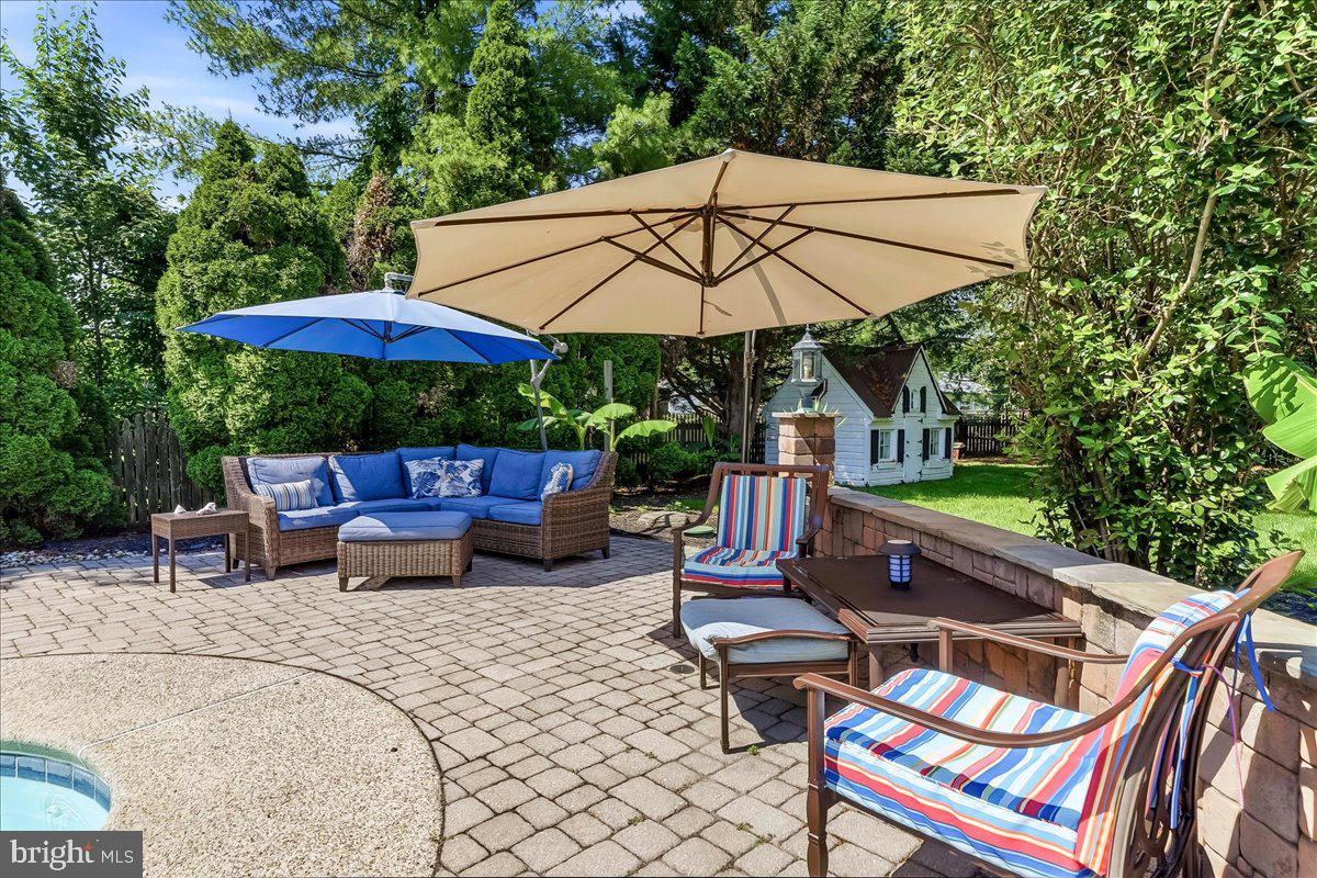 CARAVEL FARMS - Residential