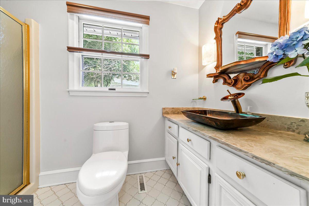 CARAVEL FARMS - Residential