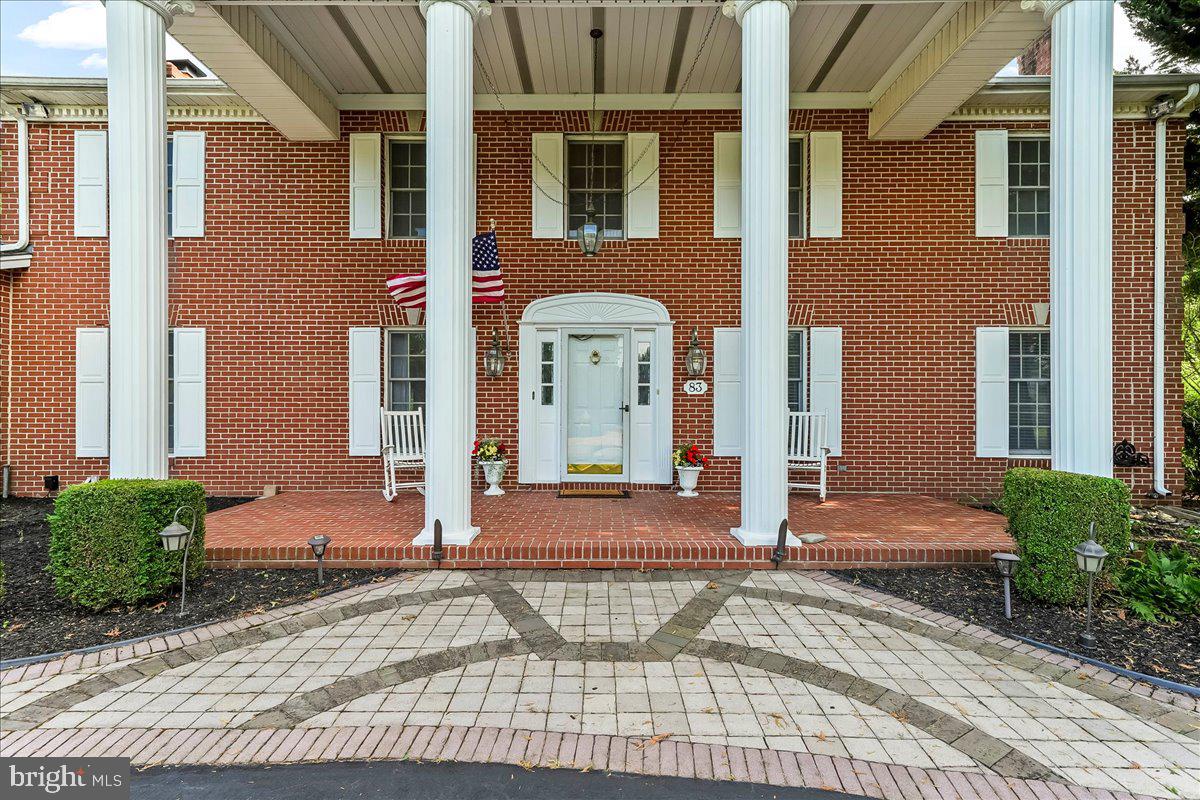 CARAVEL FARMS - Residential