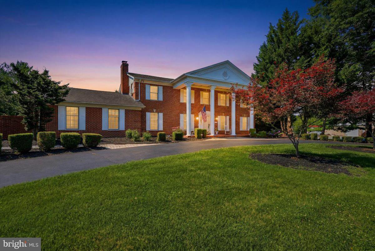 CARAVEL FARMS - Residential