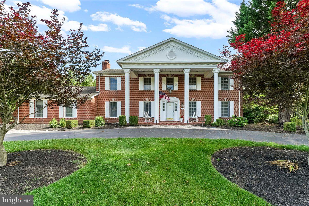 CARAVEL FARMS - Residential