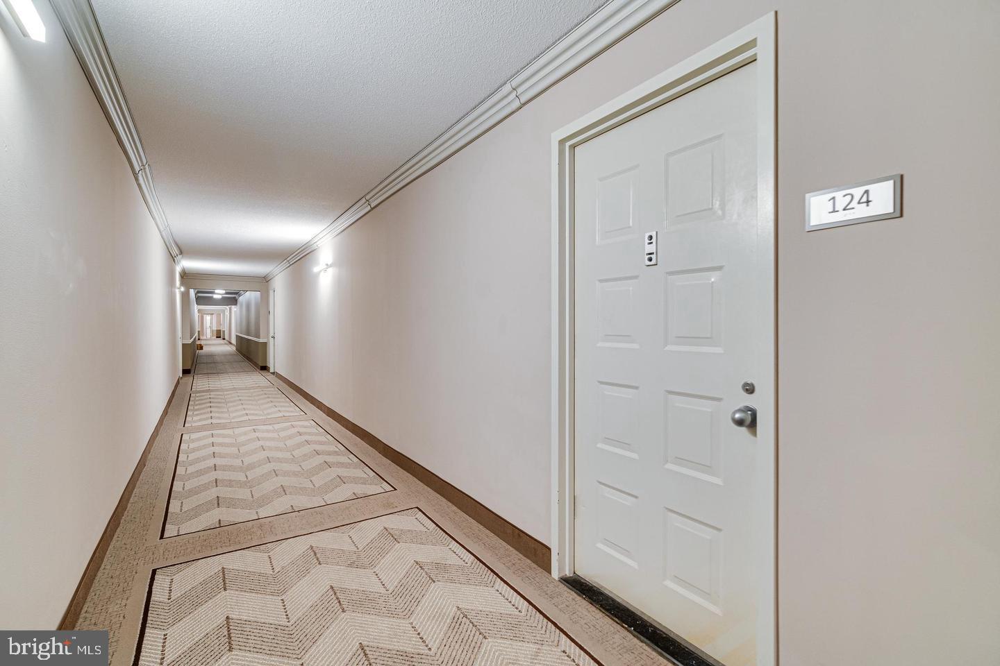 ROTONDA - Residential Lease