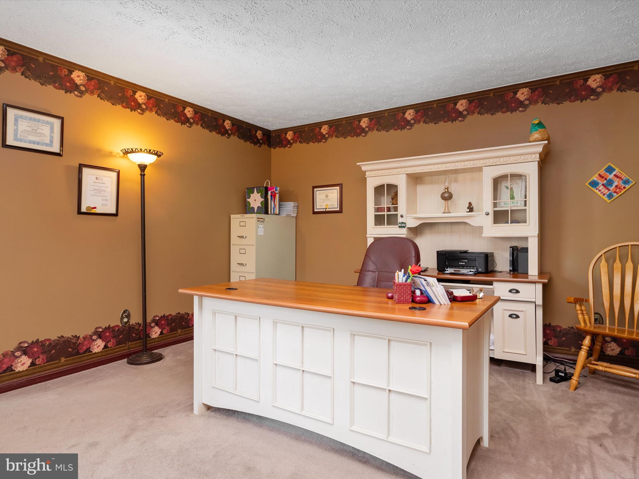 BAY COUNTRY - Residential