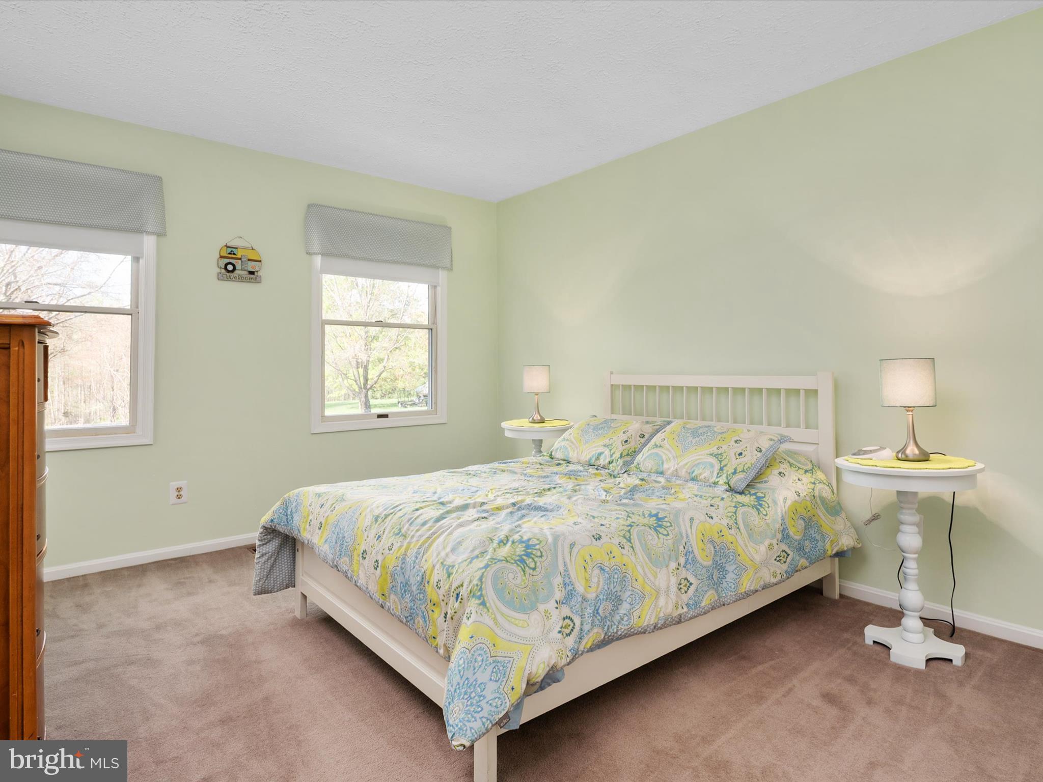 BAY COUNTRY - Residential