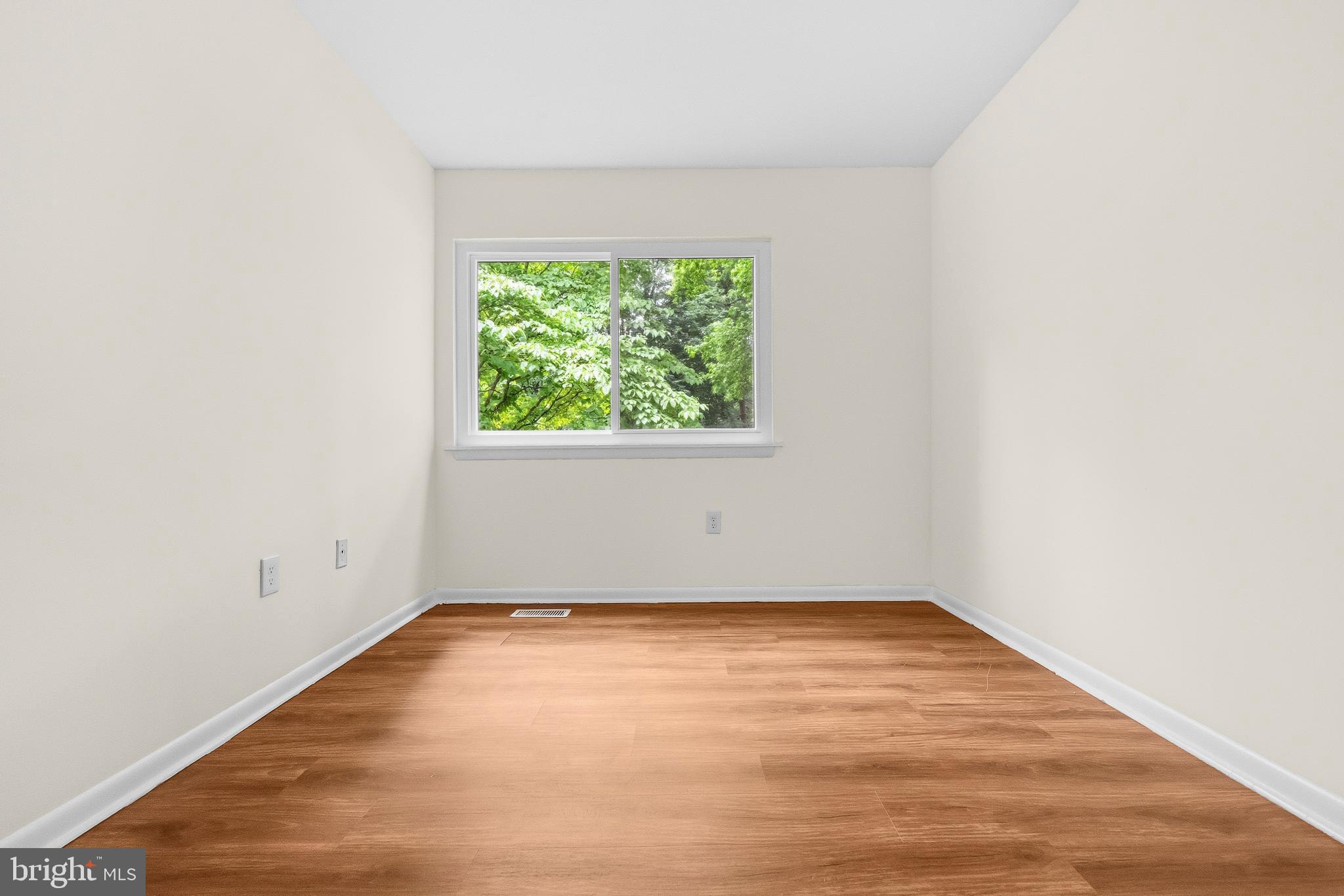 BURKE CENTRE - Residential