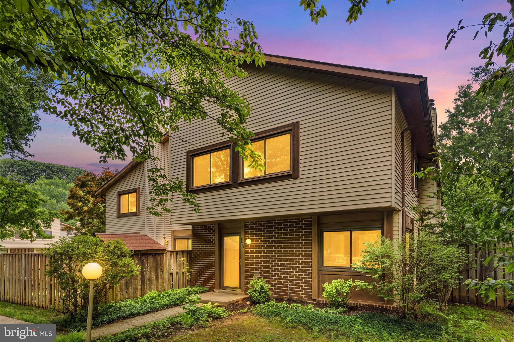BURKE CENTRE - Residential