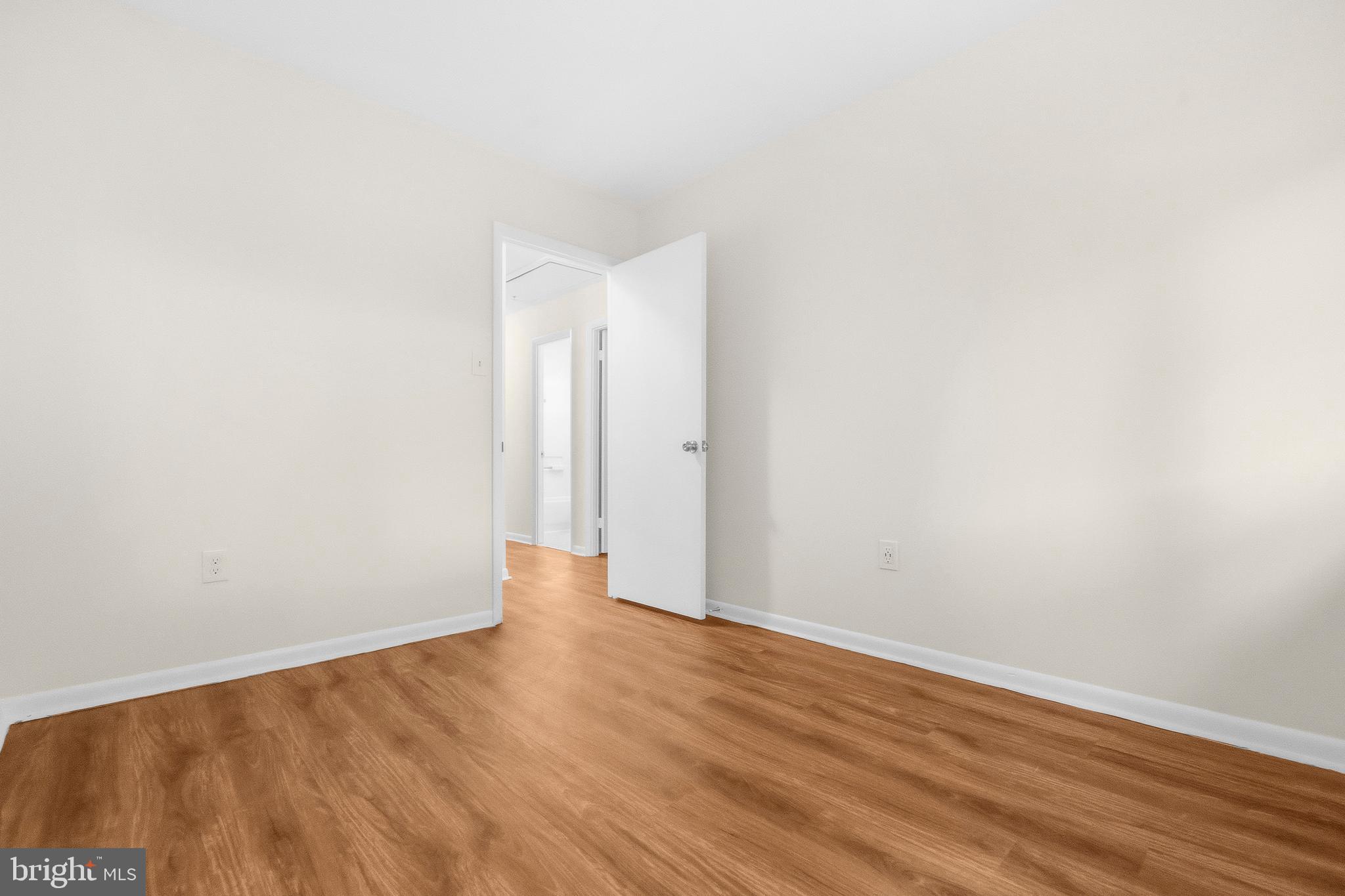 BURKE CENTRE - Residential