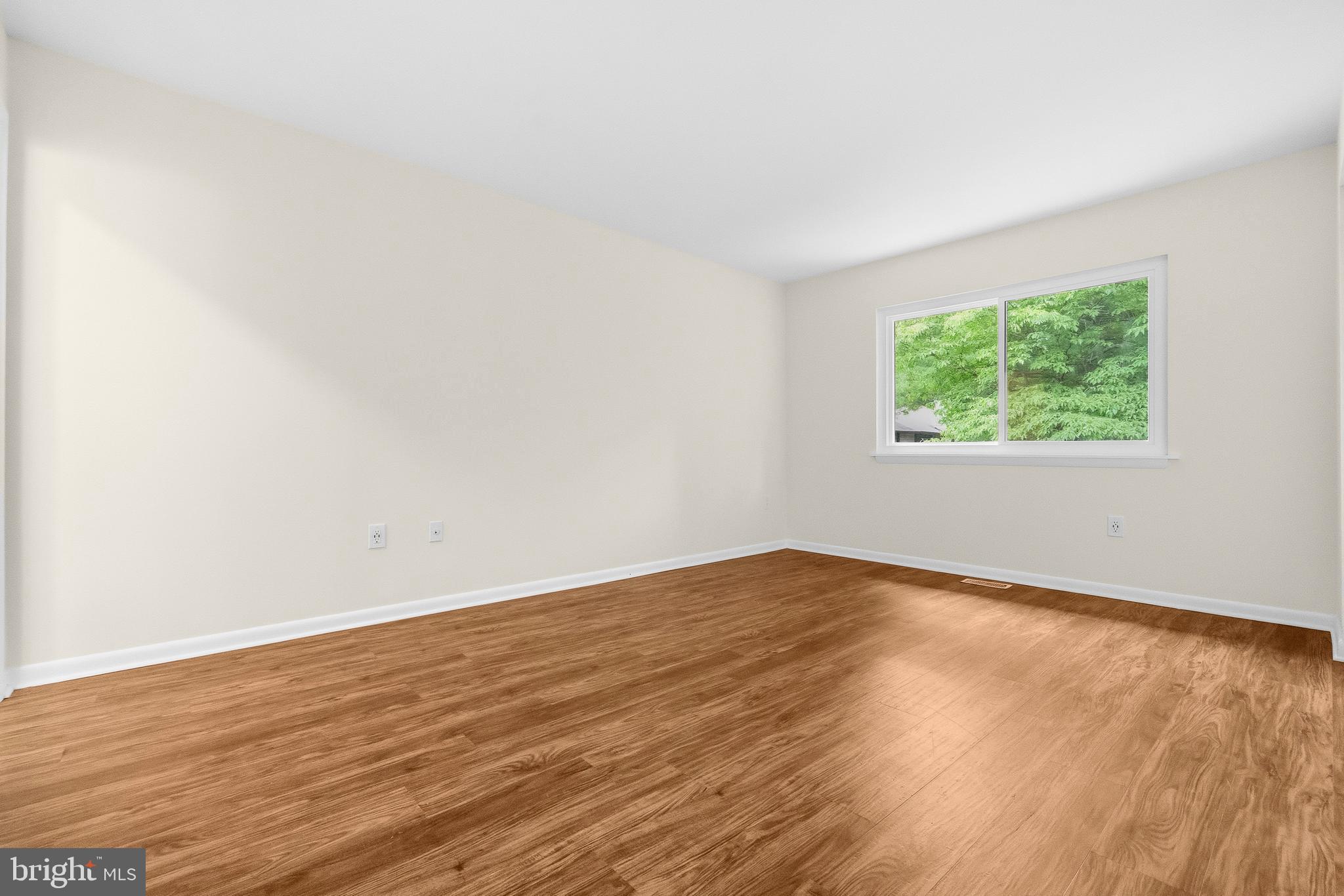 BURKE CENTRE - Residential