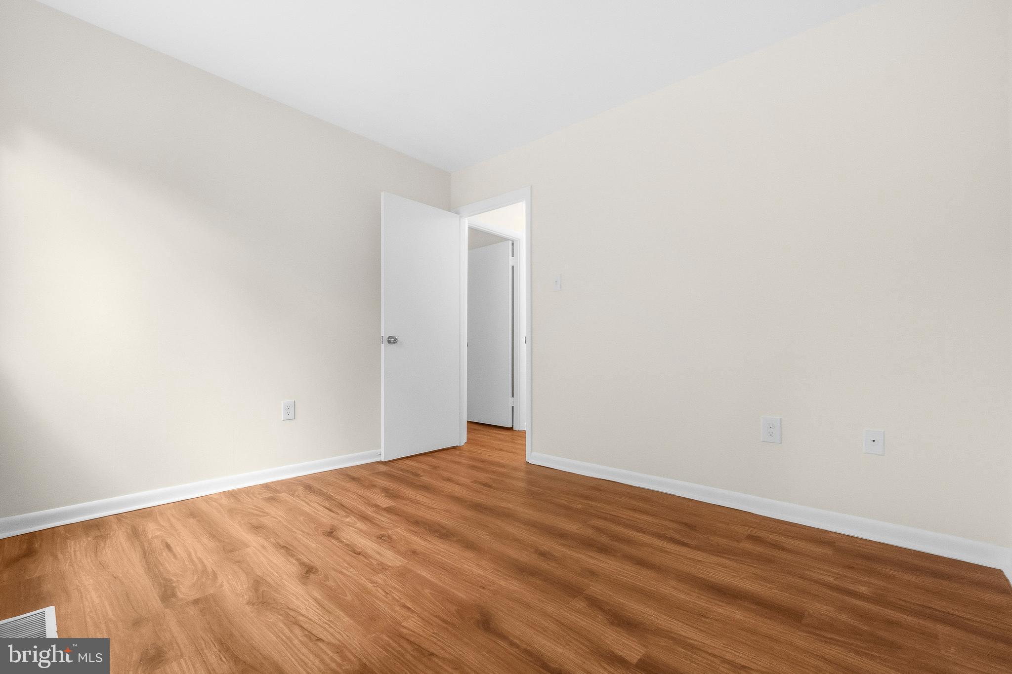 BURKE CENTRE - Residential