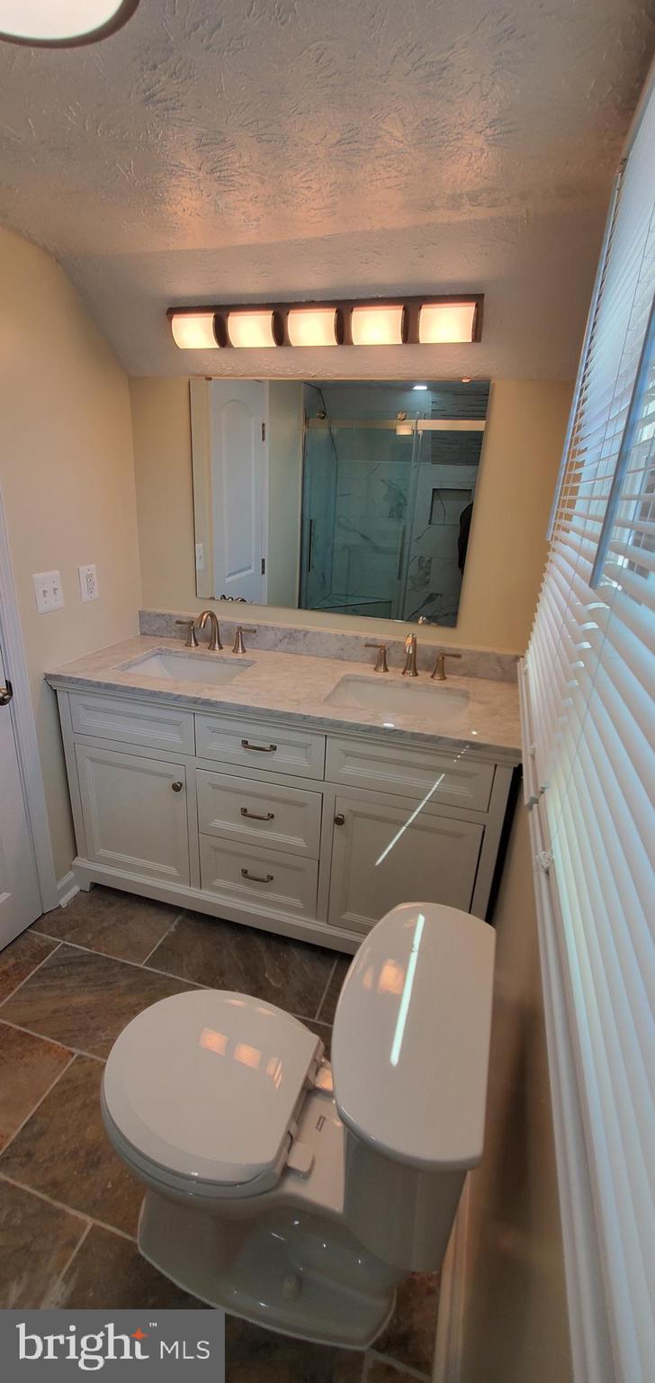 STONEWALL HEIGHTS - Residential