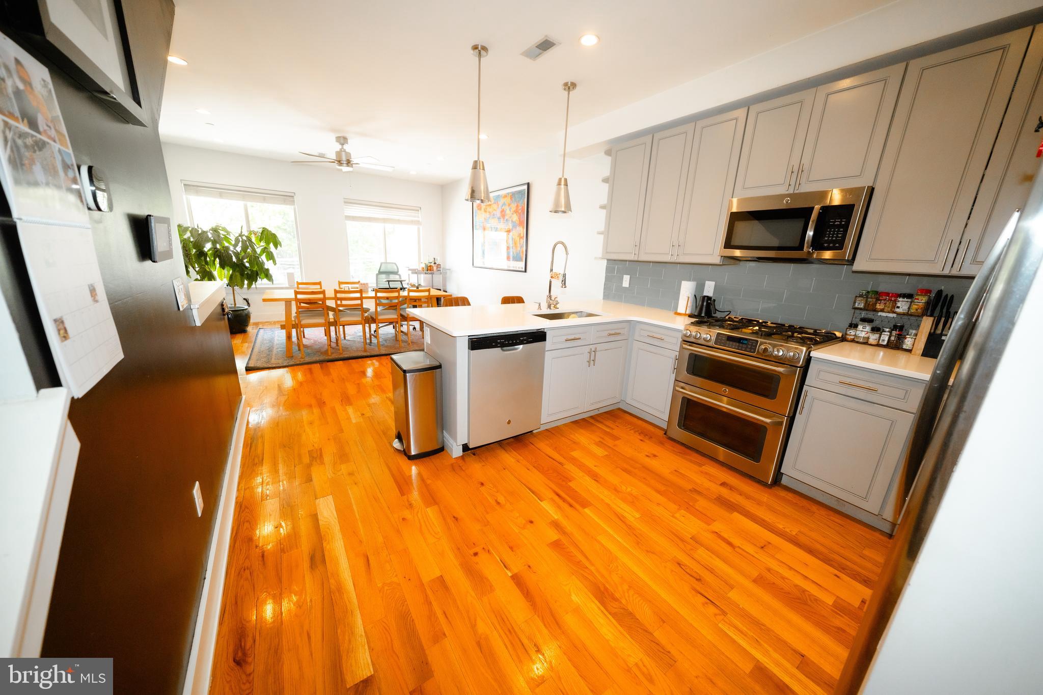 OLDE KENSINGTON - Residential