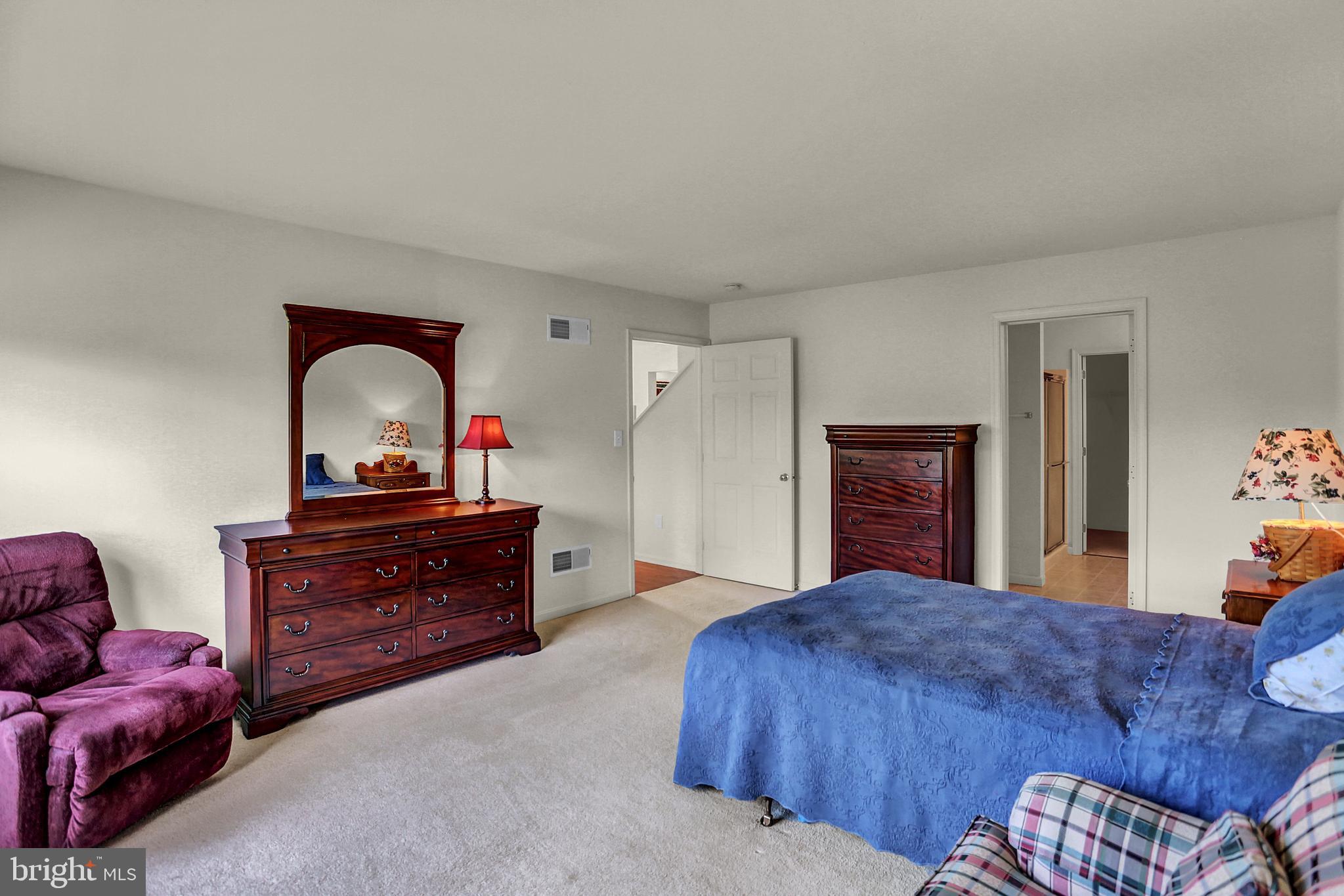 CEDARFIELD CONDOMINIUMS - Residential