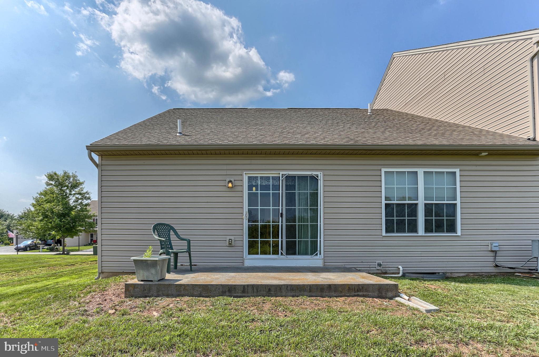 CEDARFIELD CONDOMINIUMS - Residential