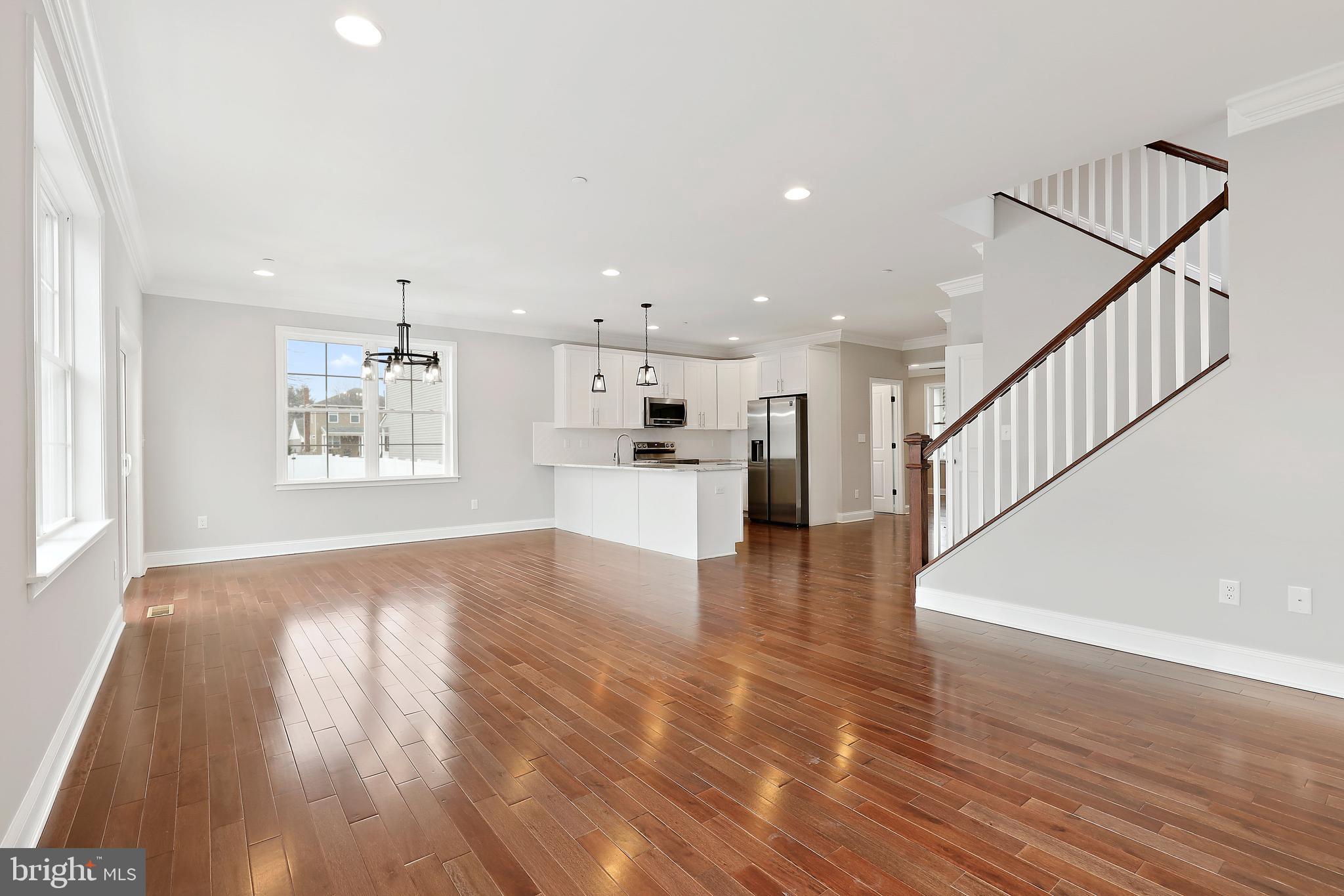 RIVIERA BEACH - Residential