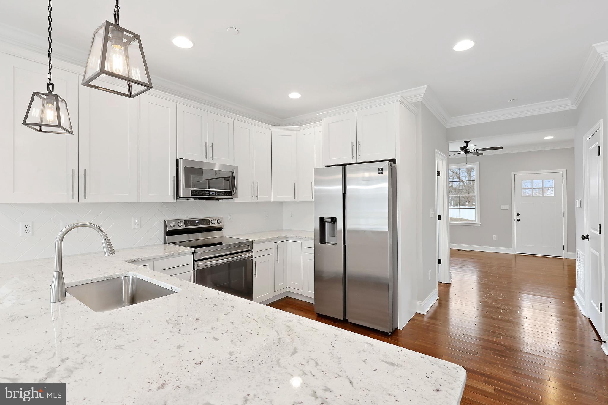 RIVIERA BEACH - Residential
