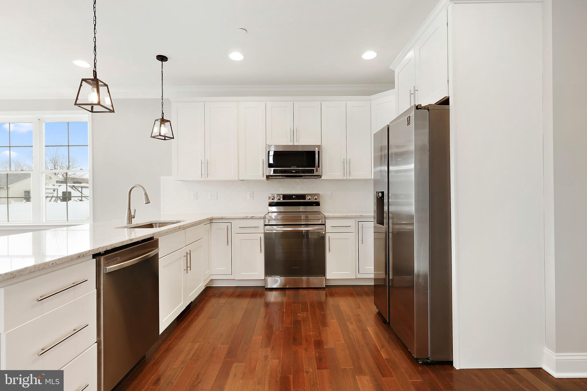 RIVIERA BEACH - Residential
