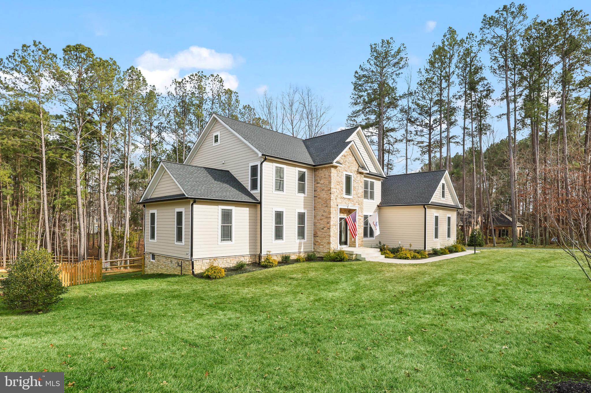 FAWN LAKE - Residential