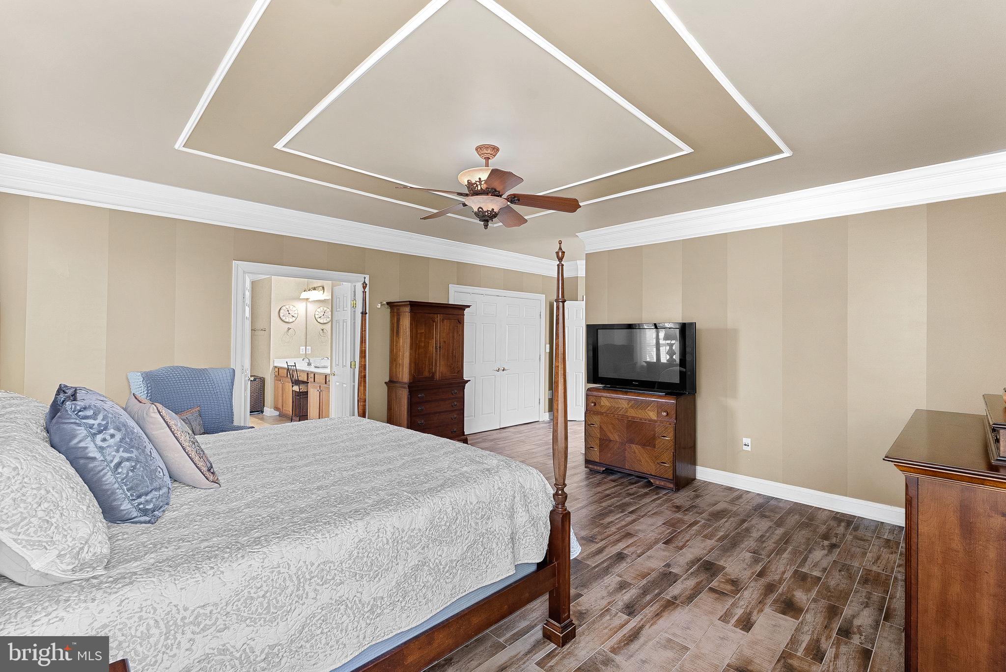 WRIGHT FARM - Residential