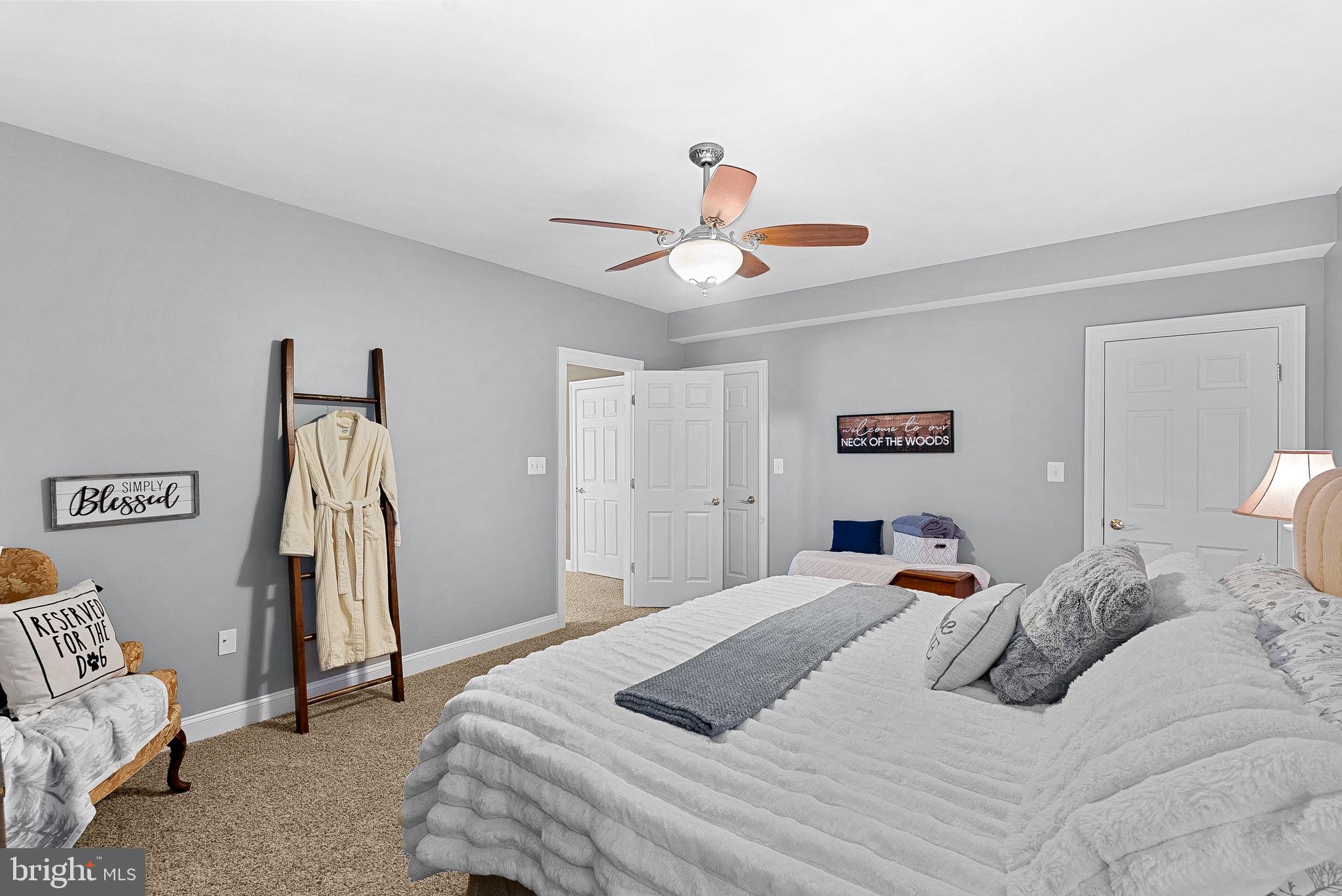 WRIGHT FARM - Residential