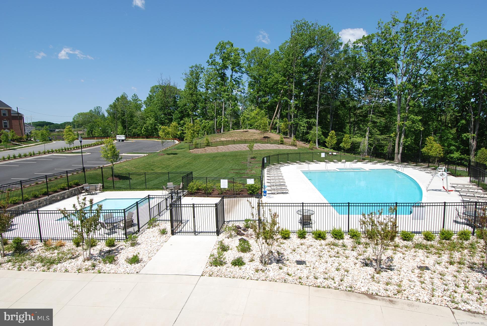 POTOMAC CLUB - Residential Lease
