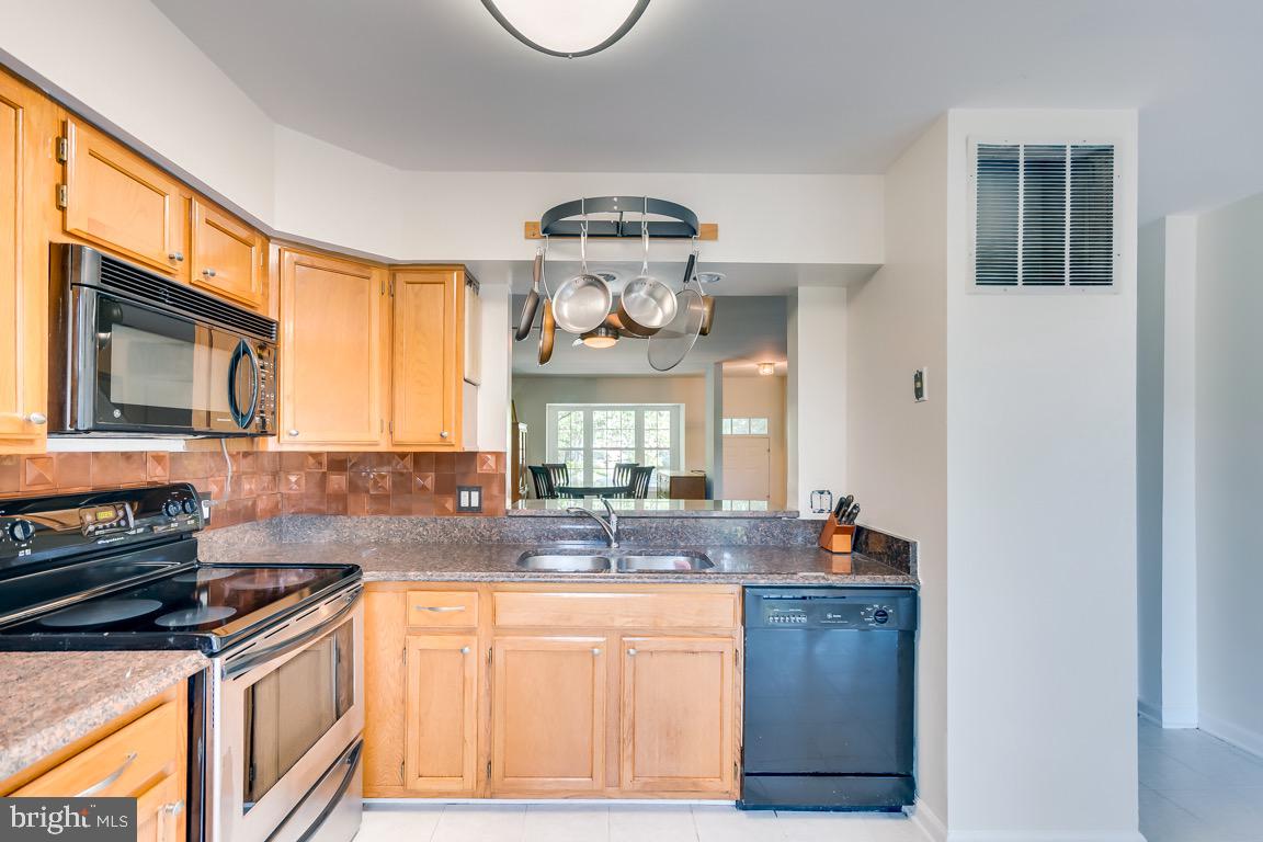 FAIR HILL FARM - Residential