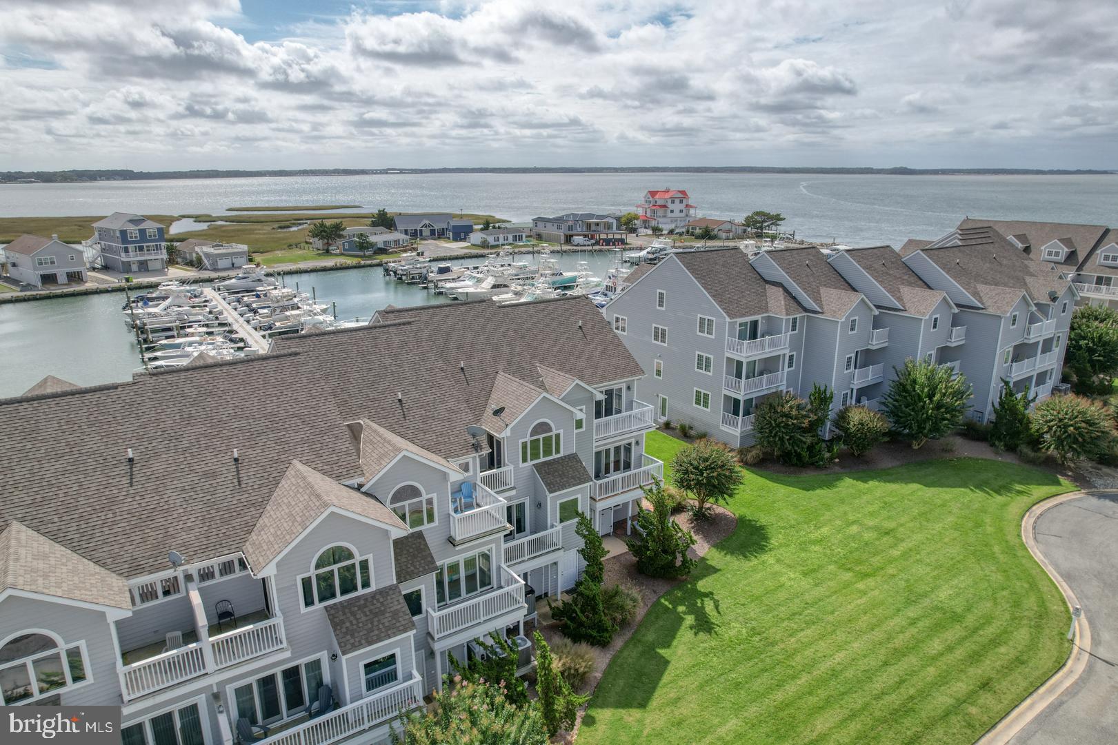 SOUTH SHORE MARINA - Residential