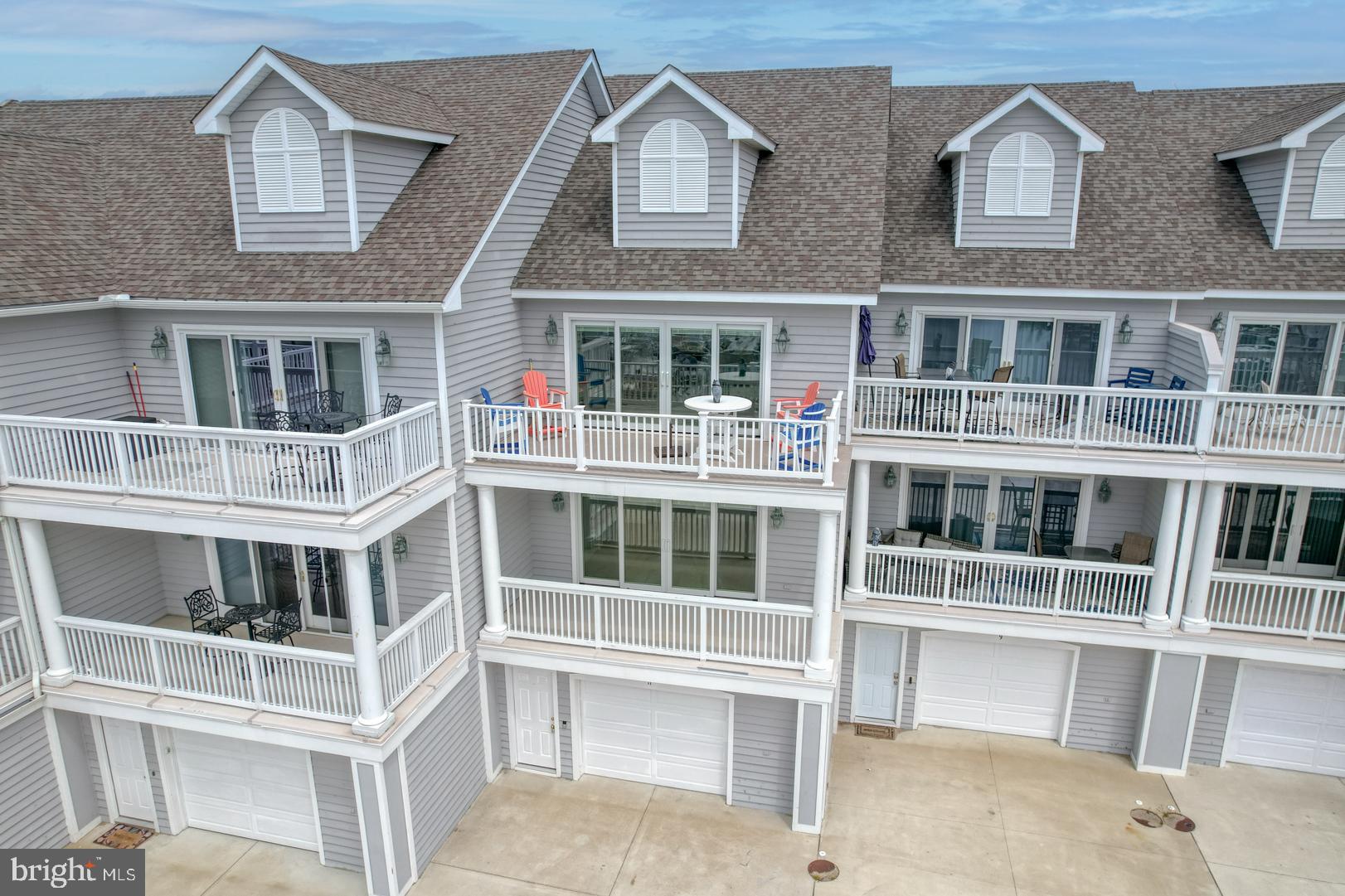 SOUTH SHORE MARINA - Residential