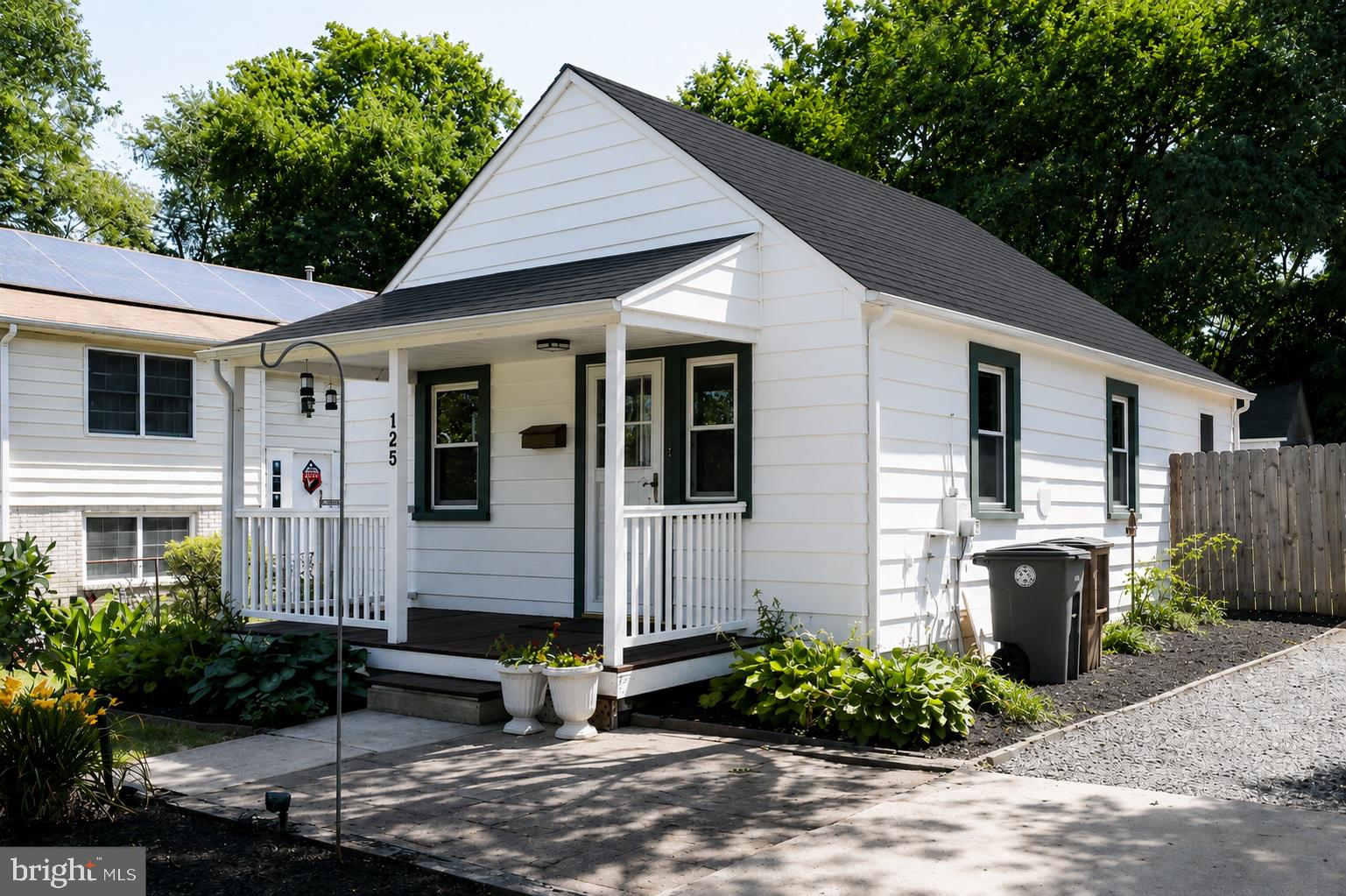 HARRIETT PARK - Residential