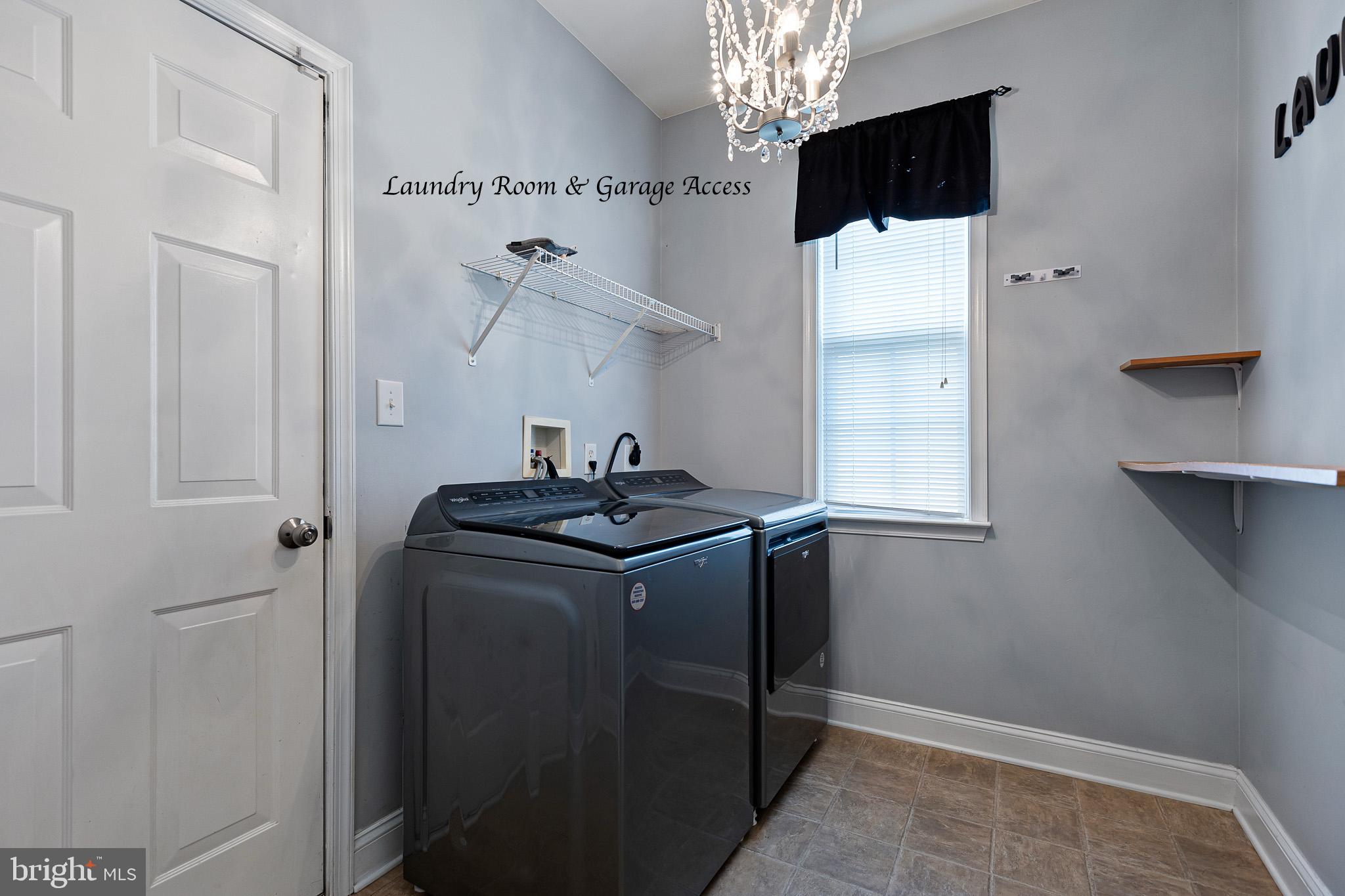 TOWNSEND VILLAGE IL - Residential