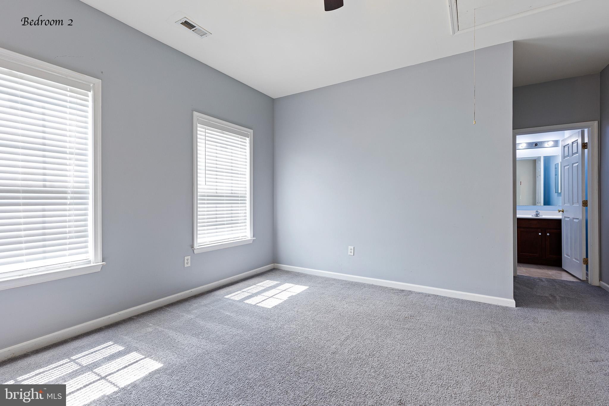 TOWNSEND VILLAGE IL - Residential