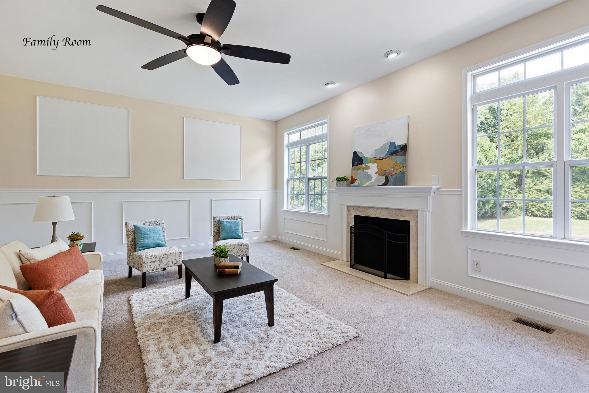 TOWNSEND VILLAGE IL - Residential