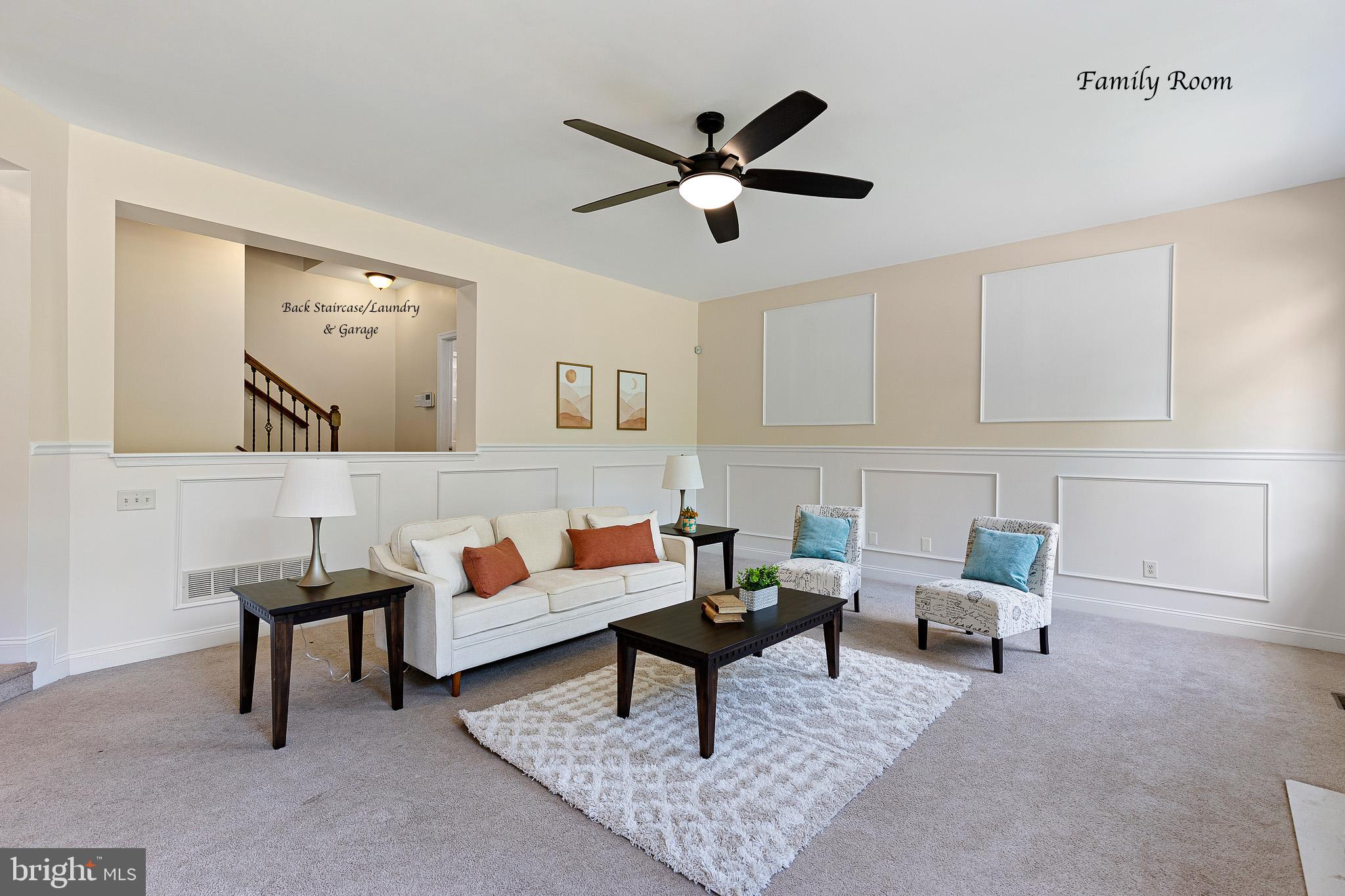 TOWNSEND VILLAGE IL - Residential