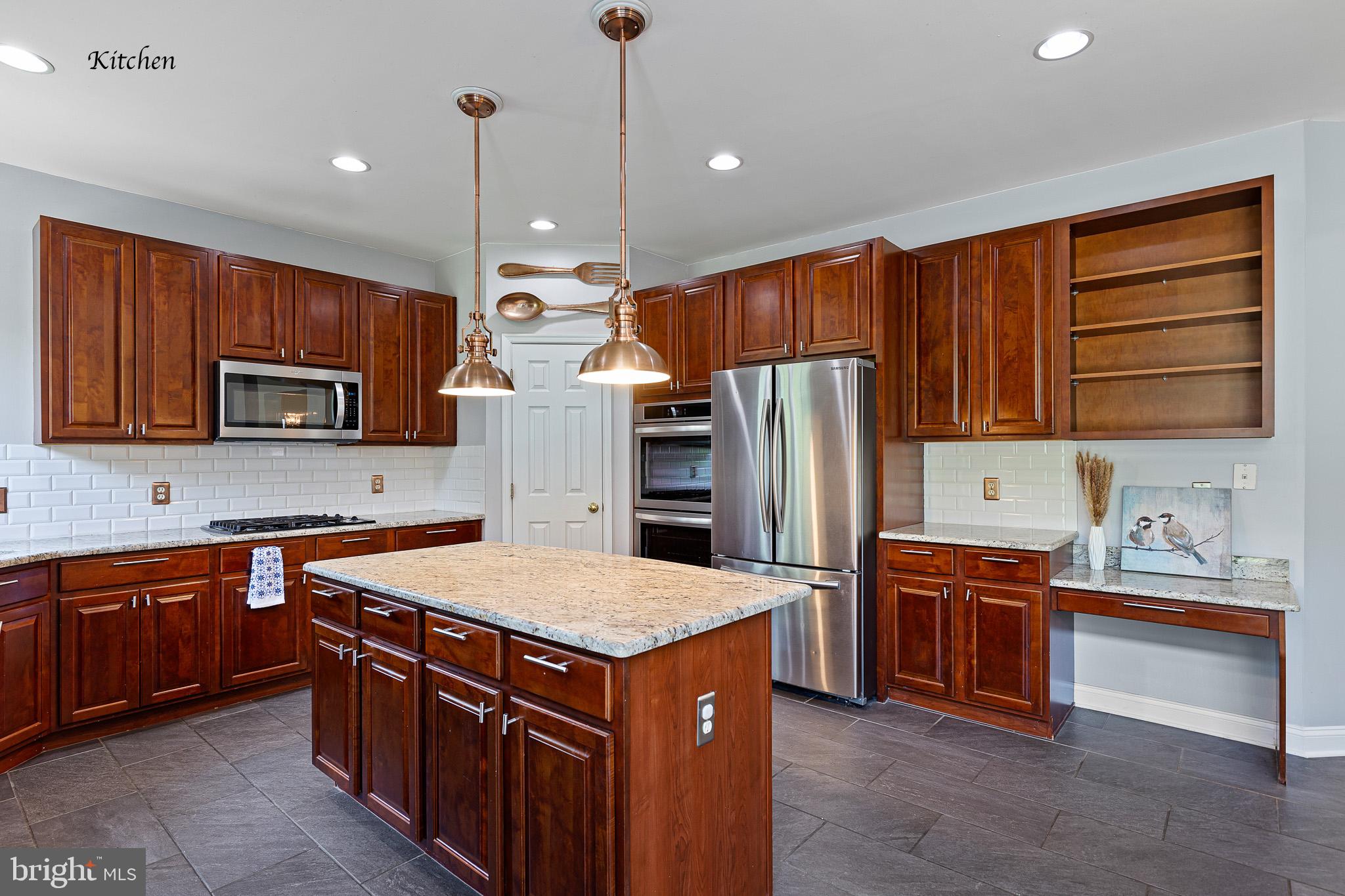 TOWNSEND VILLAGE IL - Residential