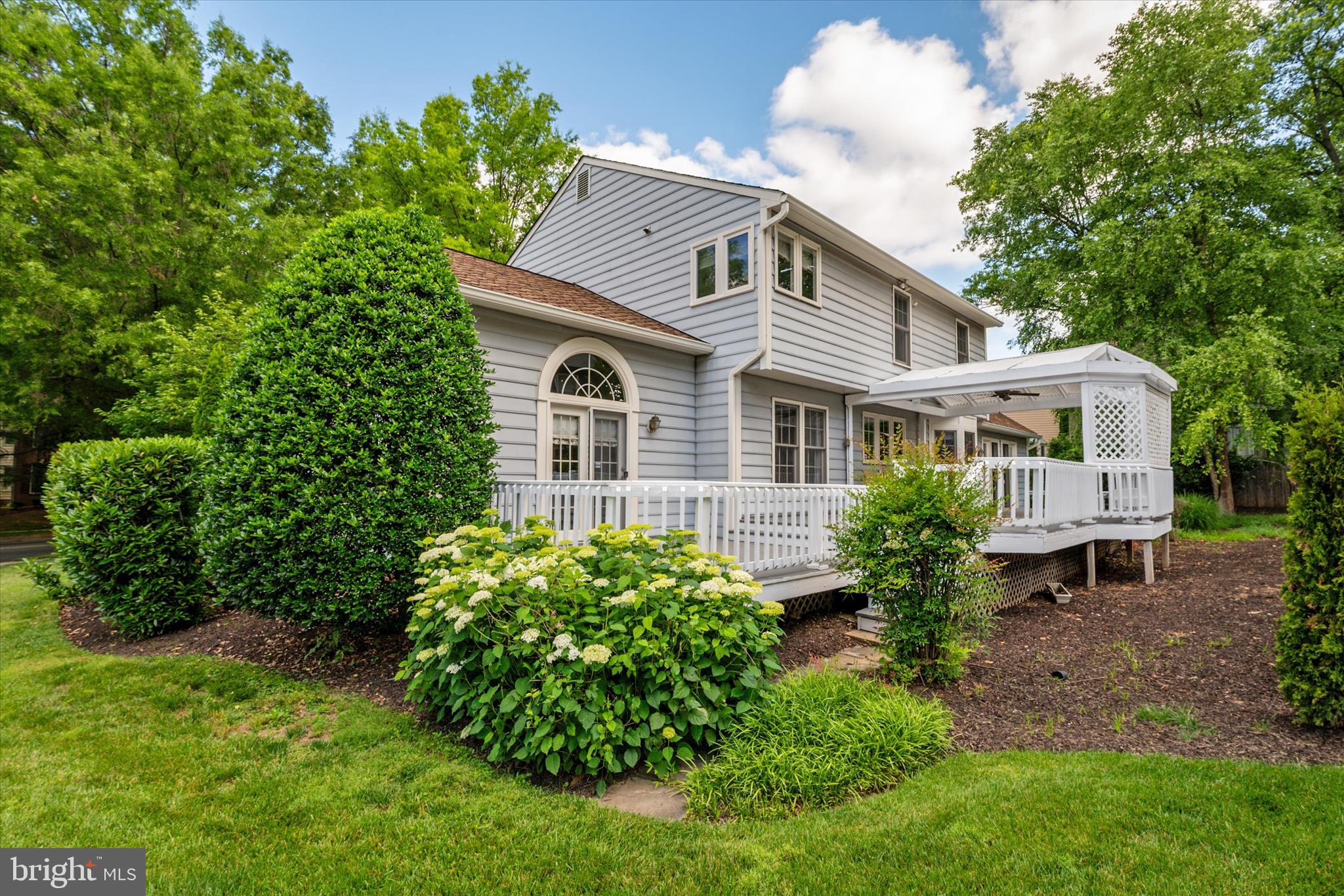 TIMBERLAWN - Residential