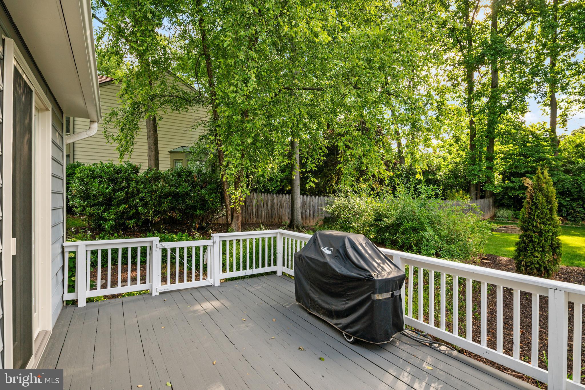 TIMBERLAWN - Residential