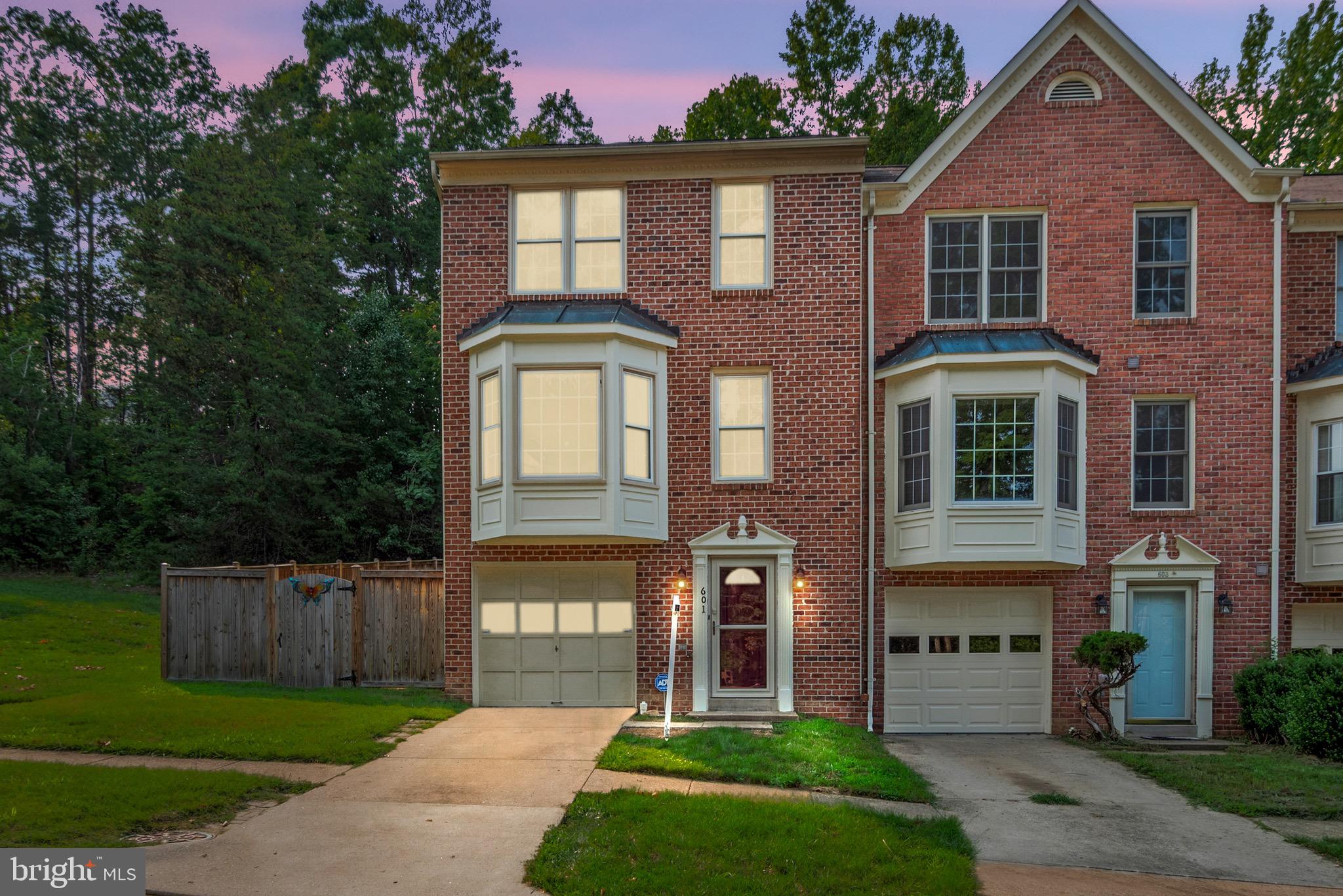 TOWNES OF ASHLEIGH - Residential