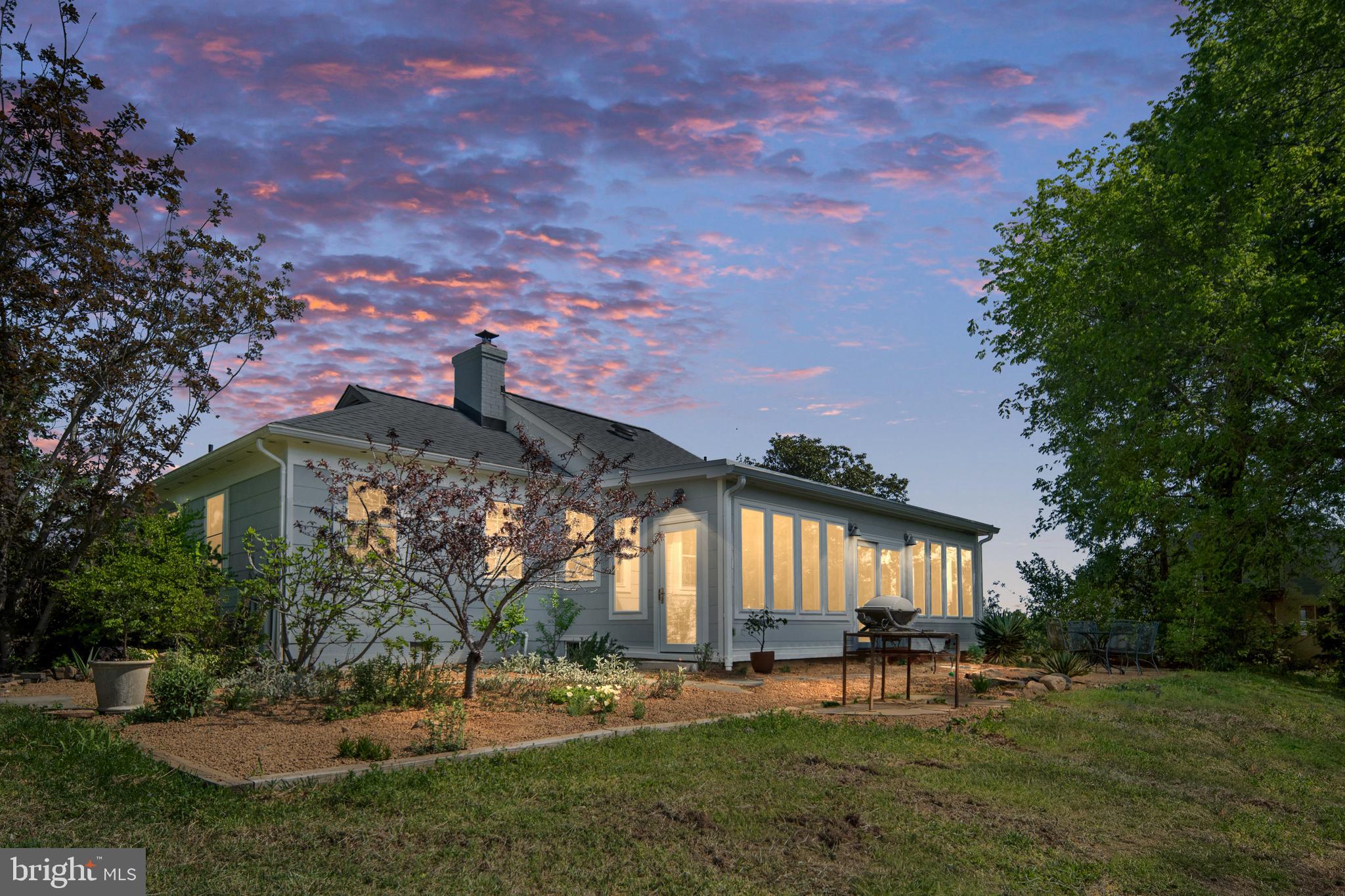 UNION RIDGE - Farm