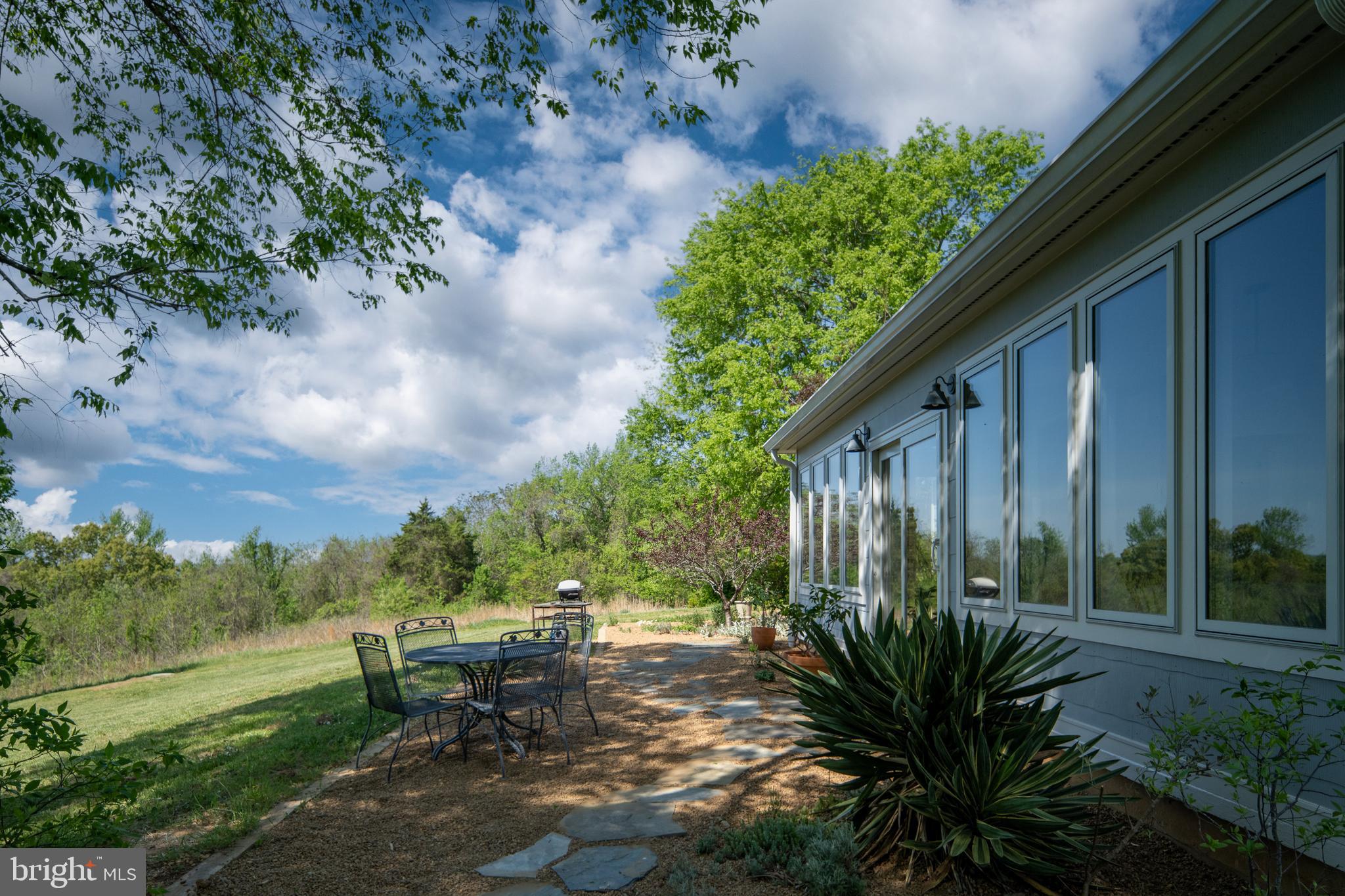 UNION RIDGE - Farm